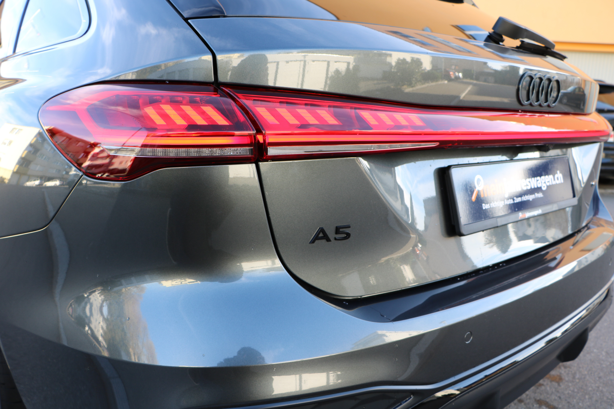 listing desktop thumbnail image 9