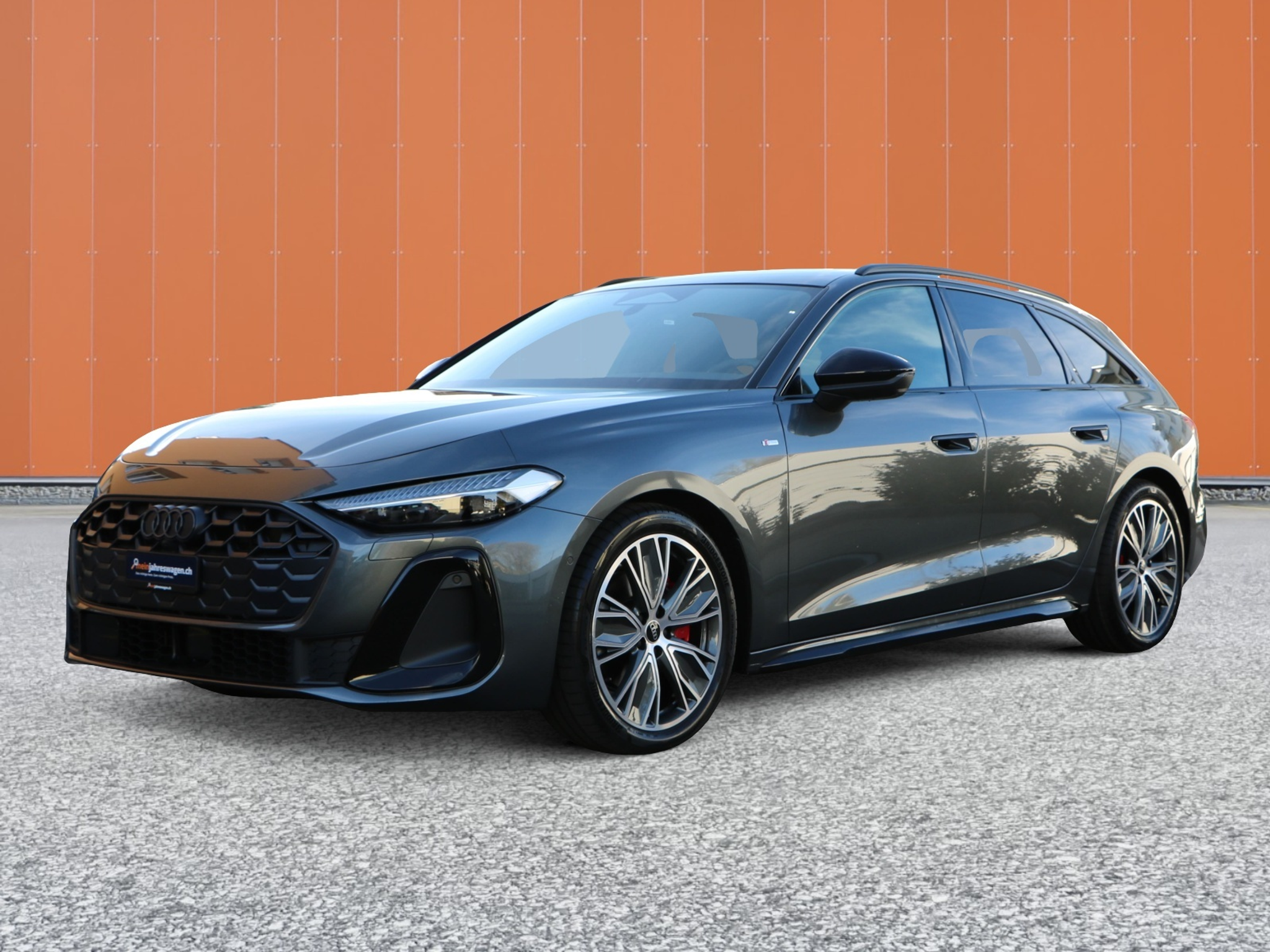 listing desktop thumbnail image 7