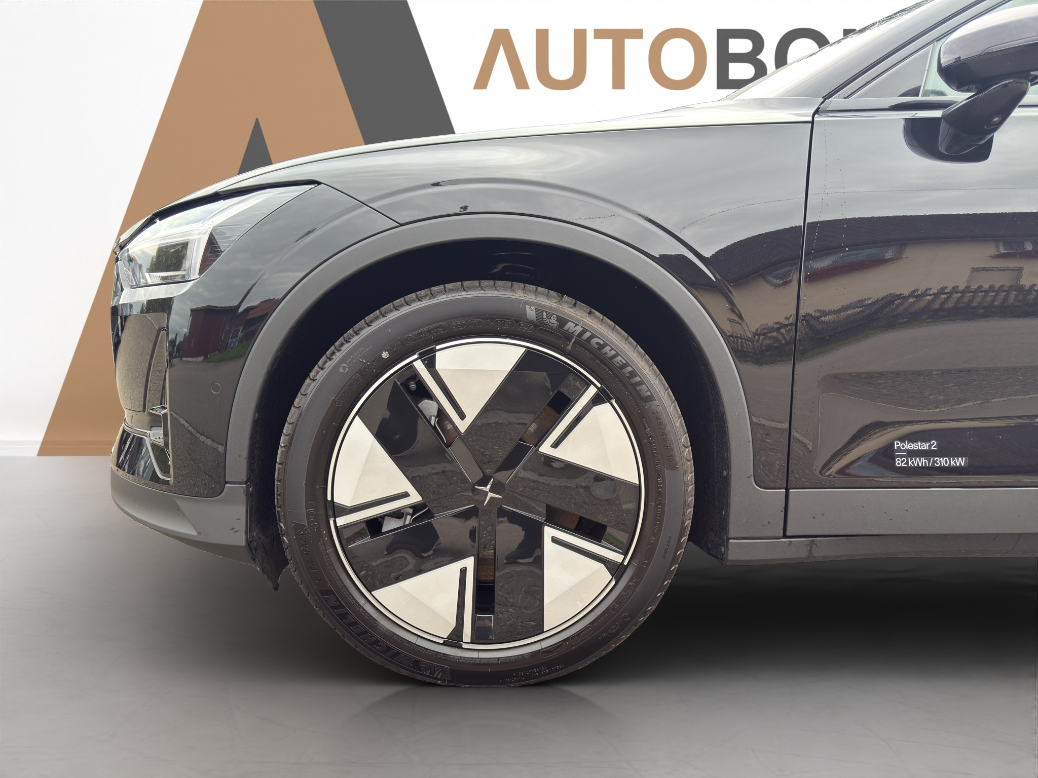 listing desktop thumbnail image 18