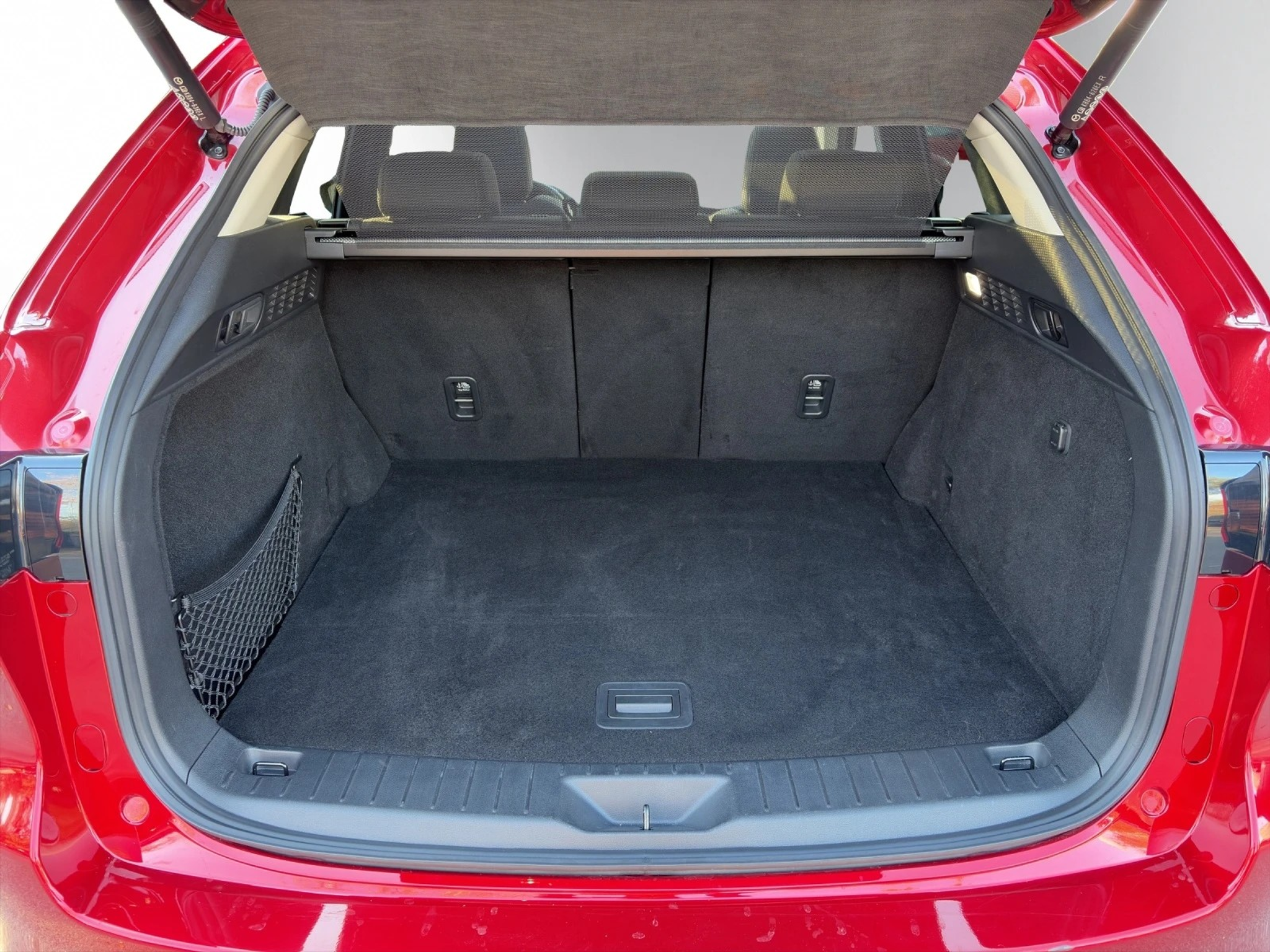 listing desktop thumbnail image 9