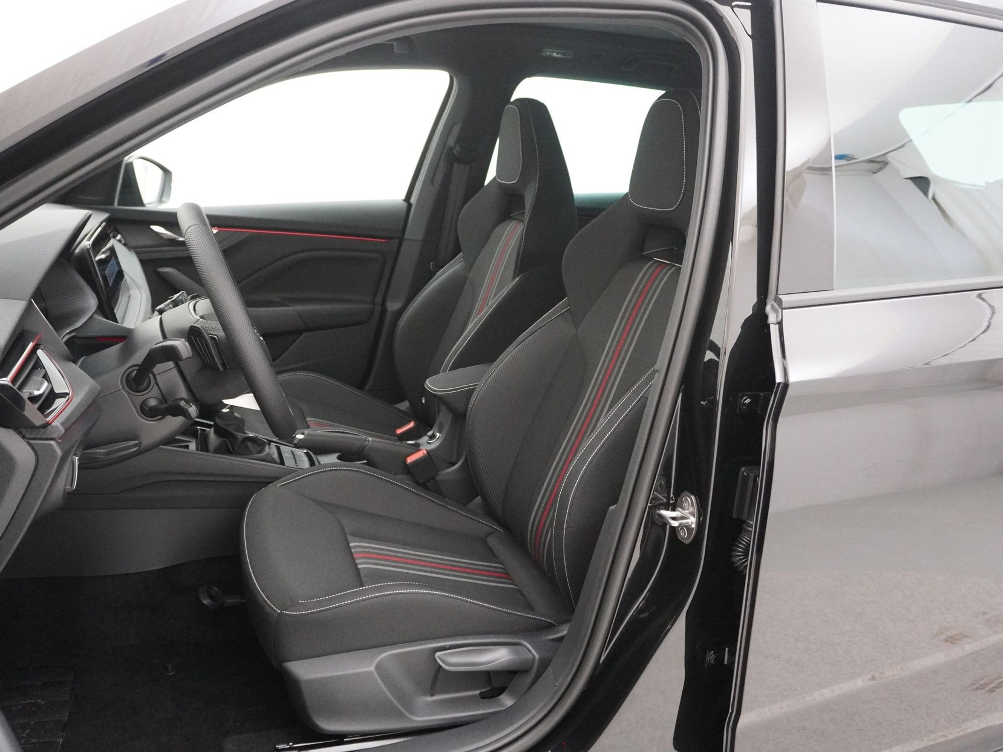 listing desktop thumbnail image 12