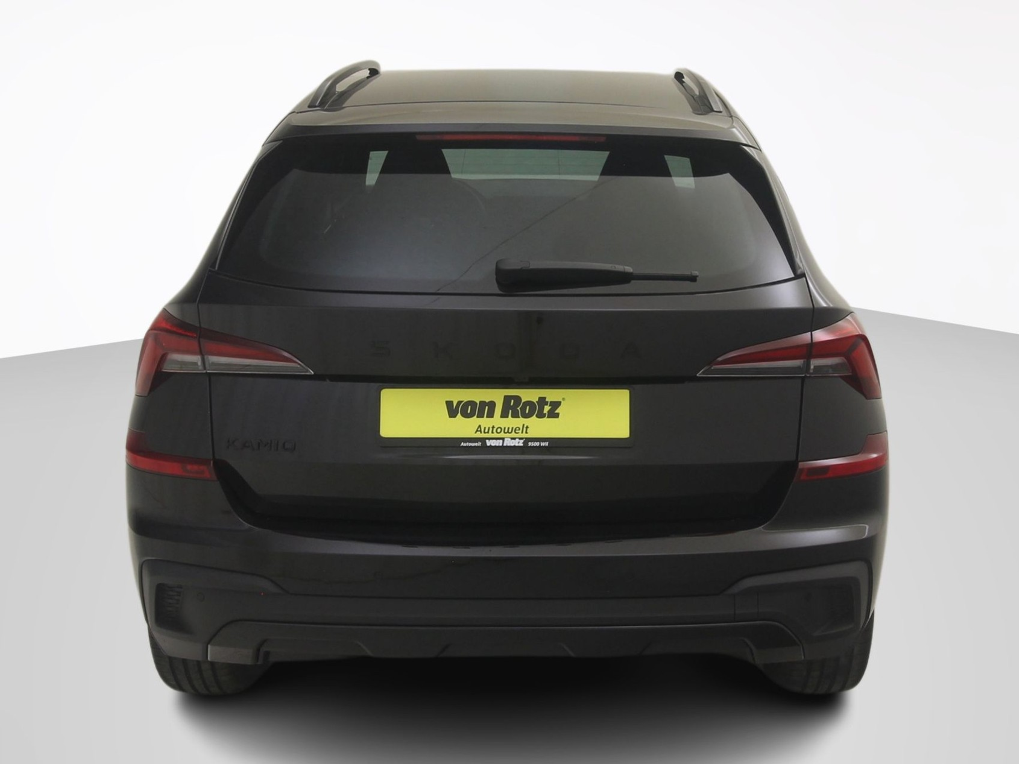 listing desktop thumbnail image 2