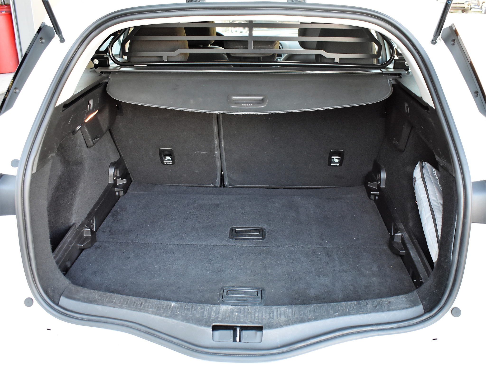 listing desktop thumbnail image 13