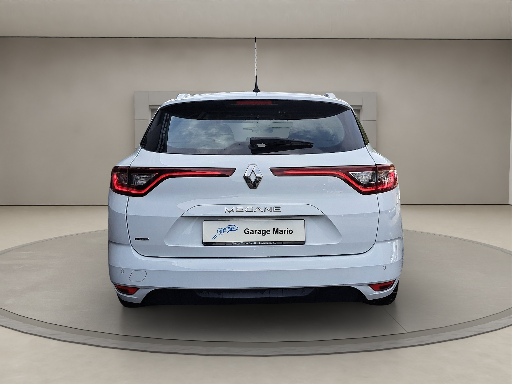 listing desktop thumbnail image 5