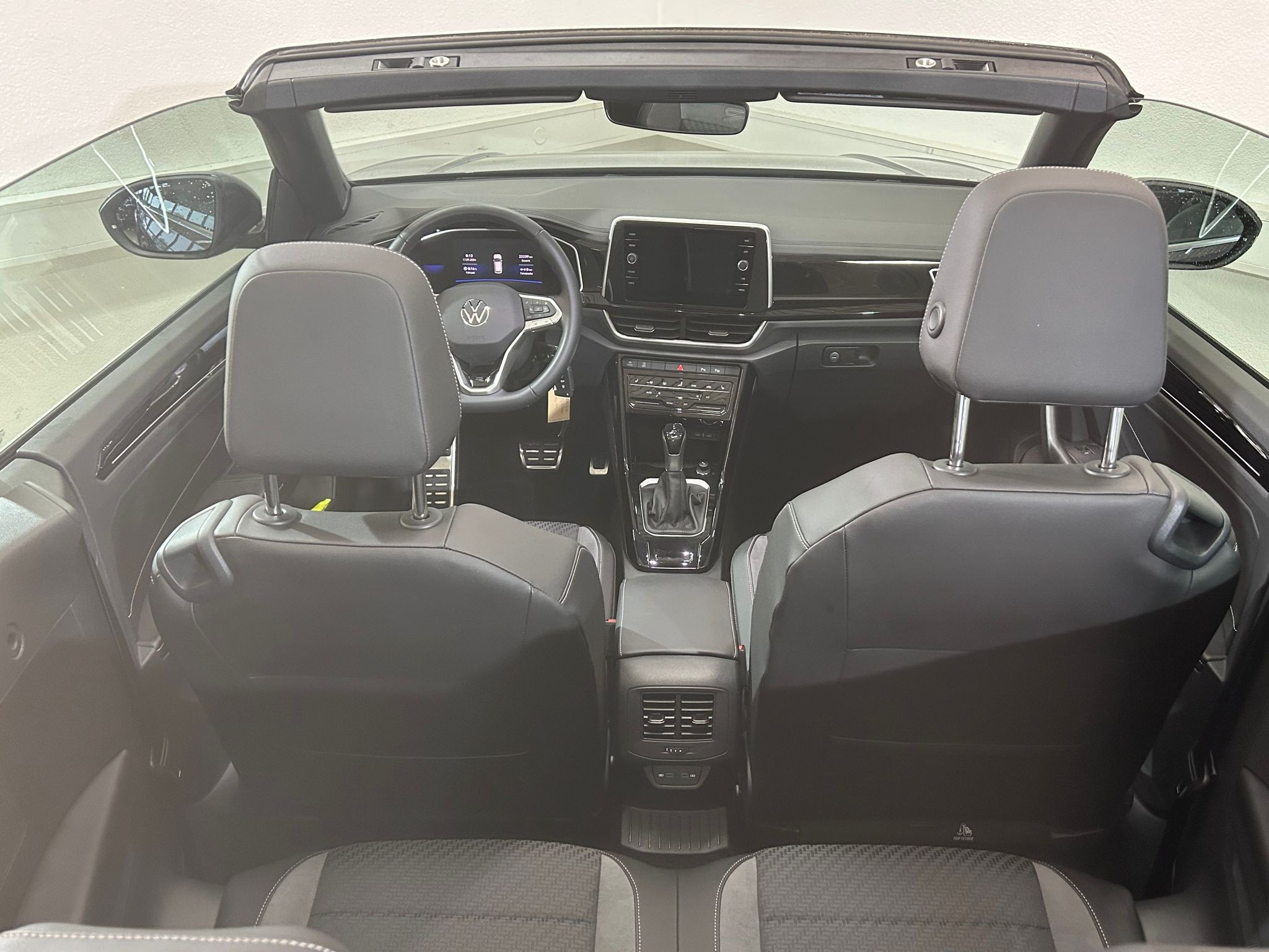 listing desktop thumbnail image 13