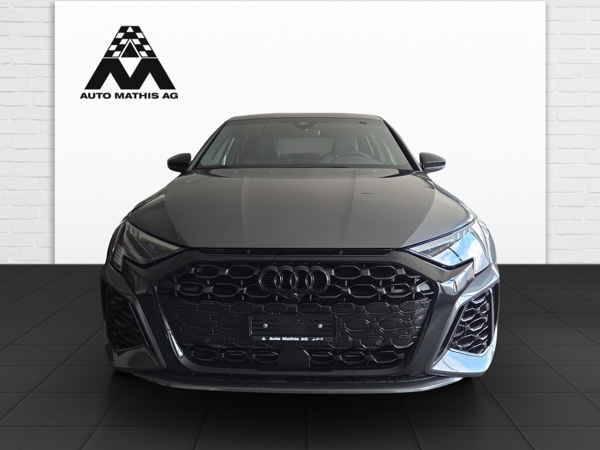 listing desktop thumbnail image 1