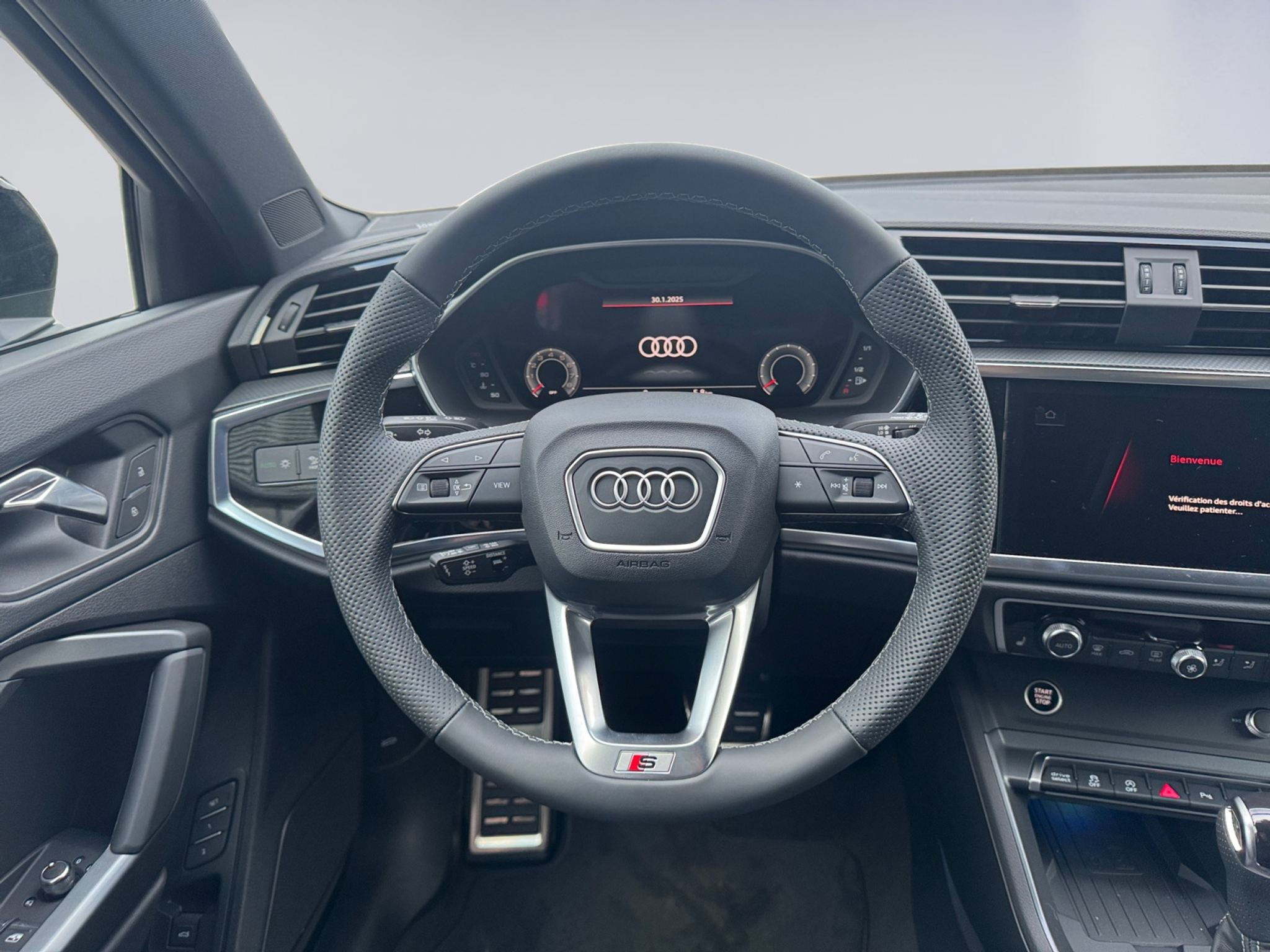 listing desktop thumbnail image 11