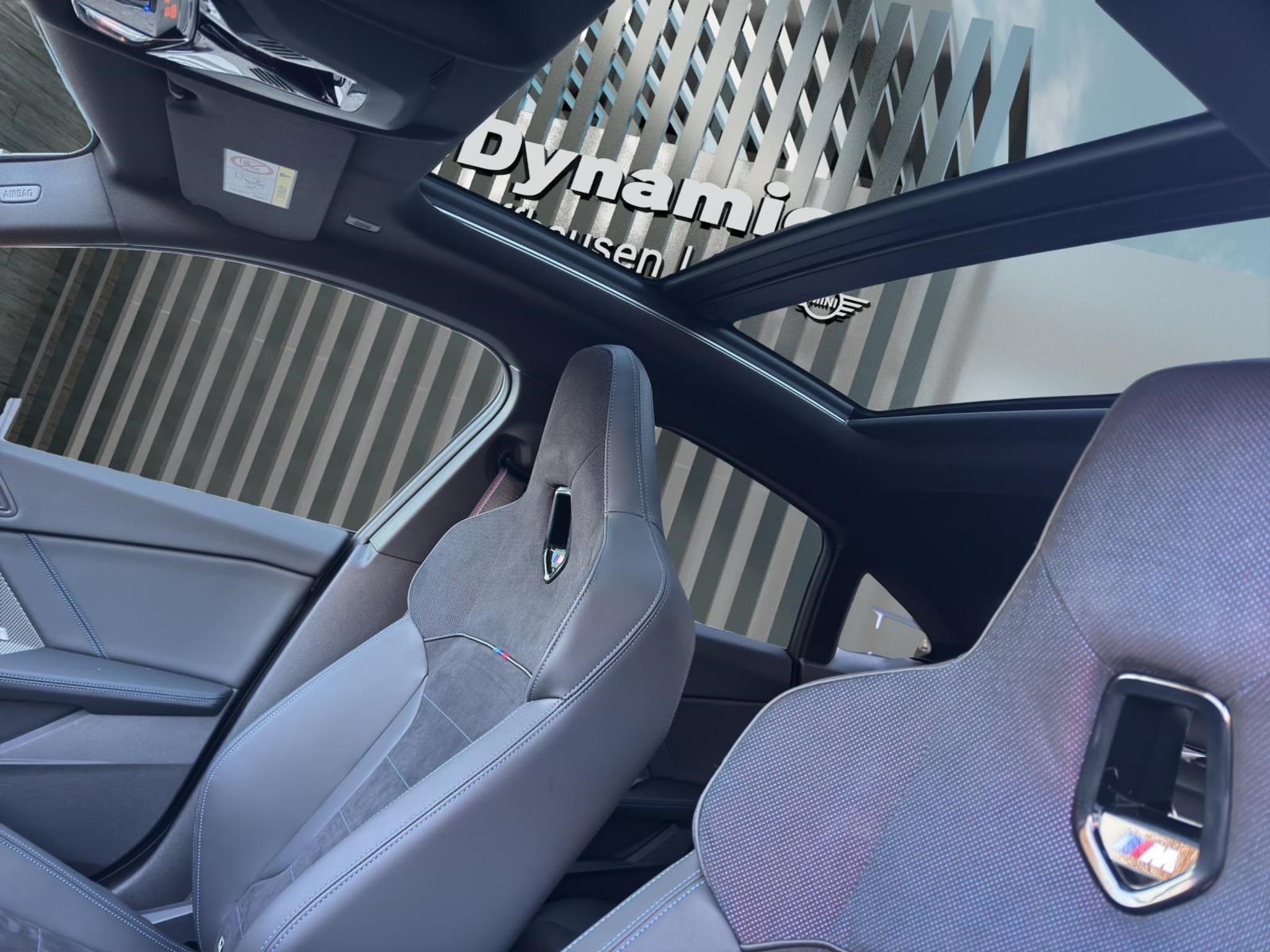 listing desktop thumbnail image 13