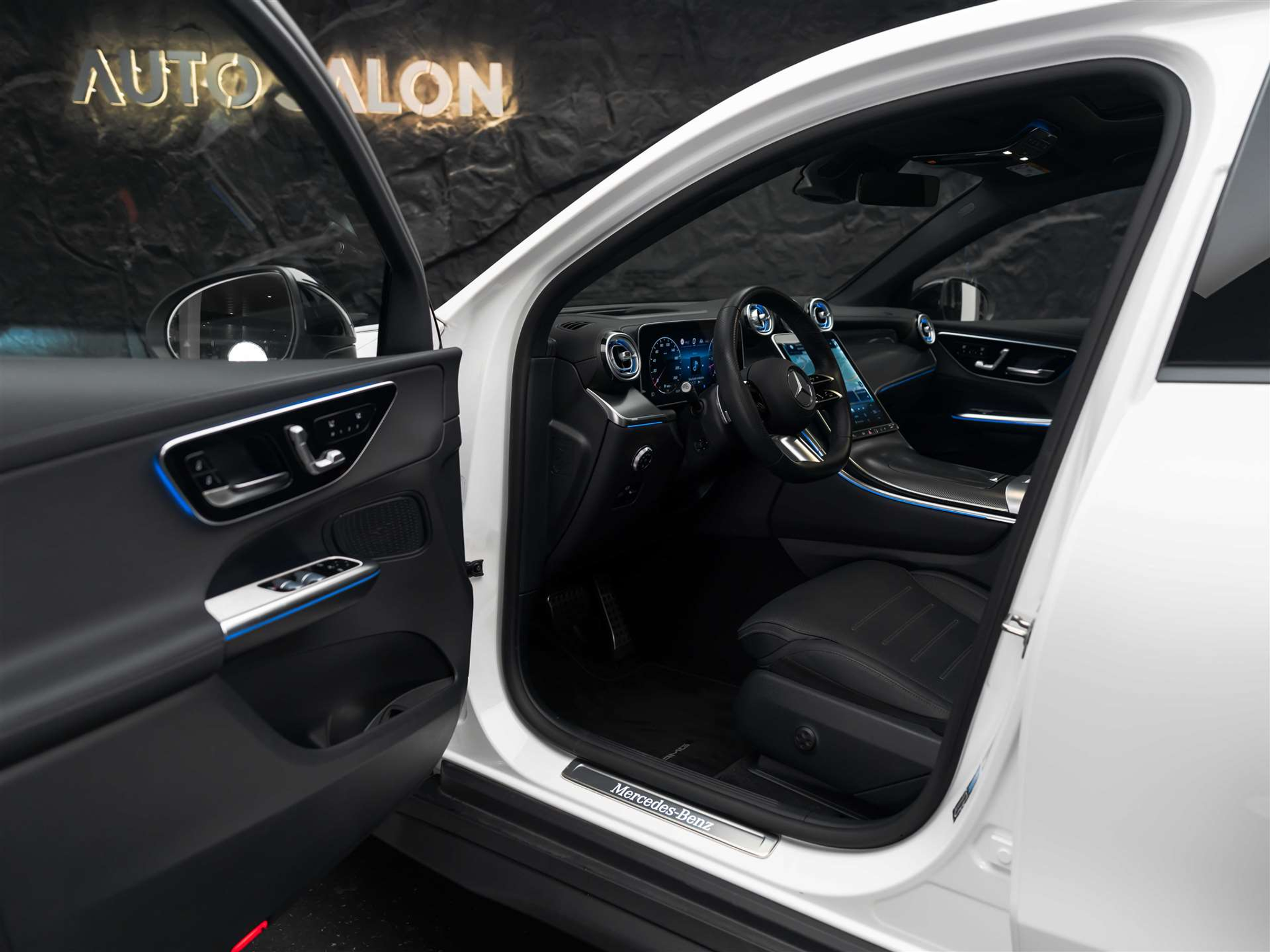 listing desktop thumbnail image 5