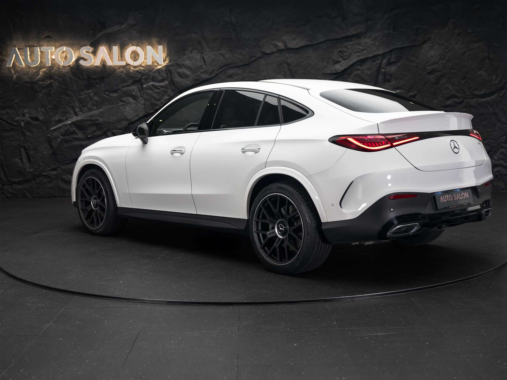 listing desktop thumbnail image 2