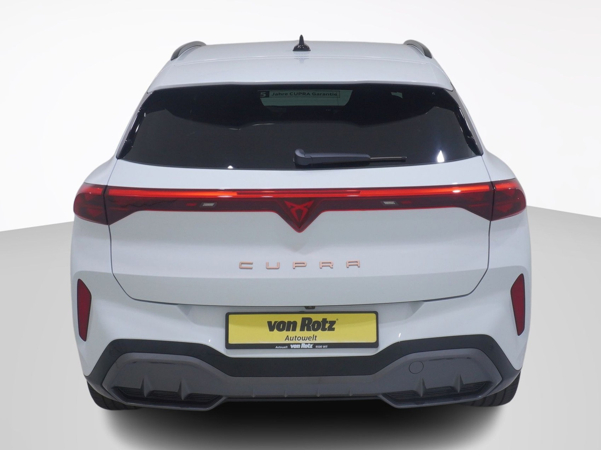 listing desktop thumbnail image 3