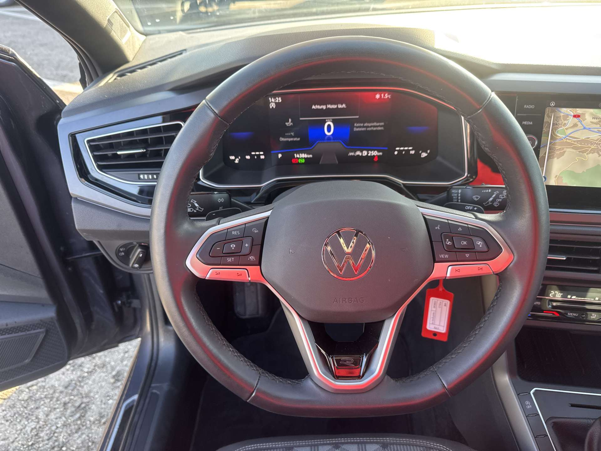 listing desktop thumbnail image 15