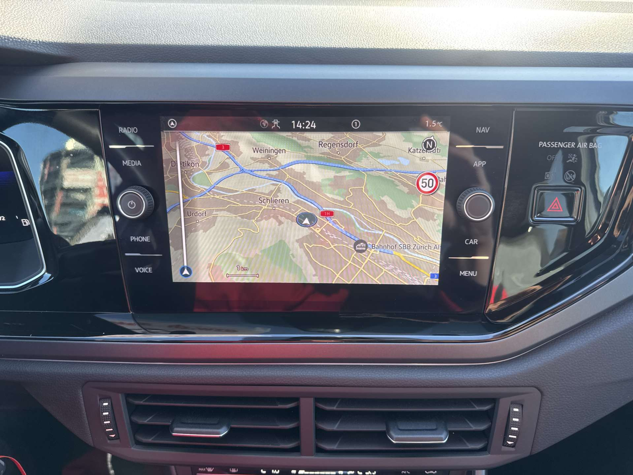 listing desktop thumbnail image 1