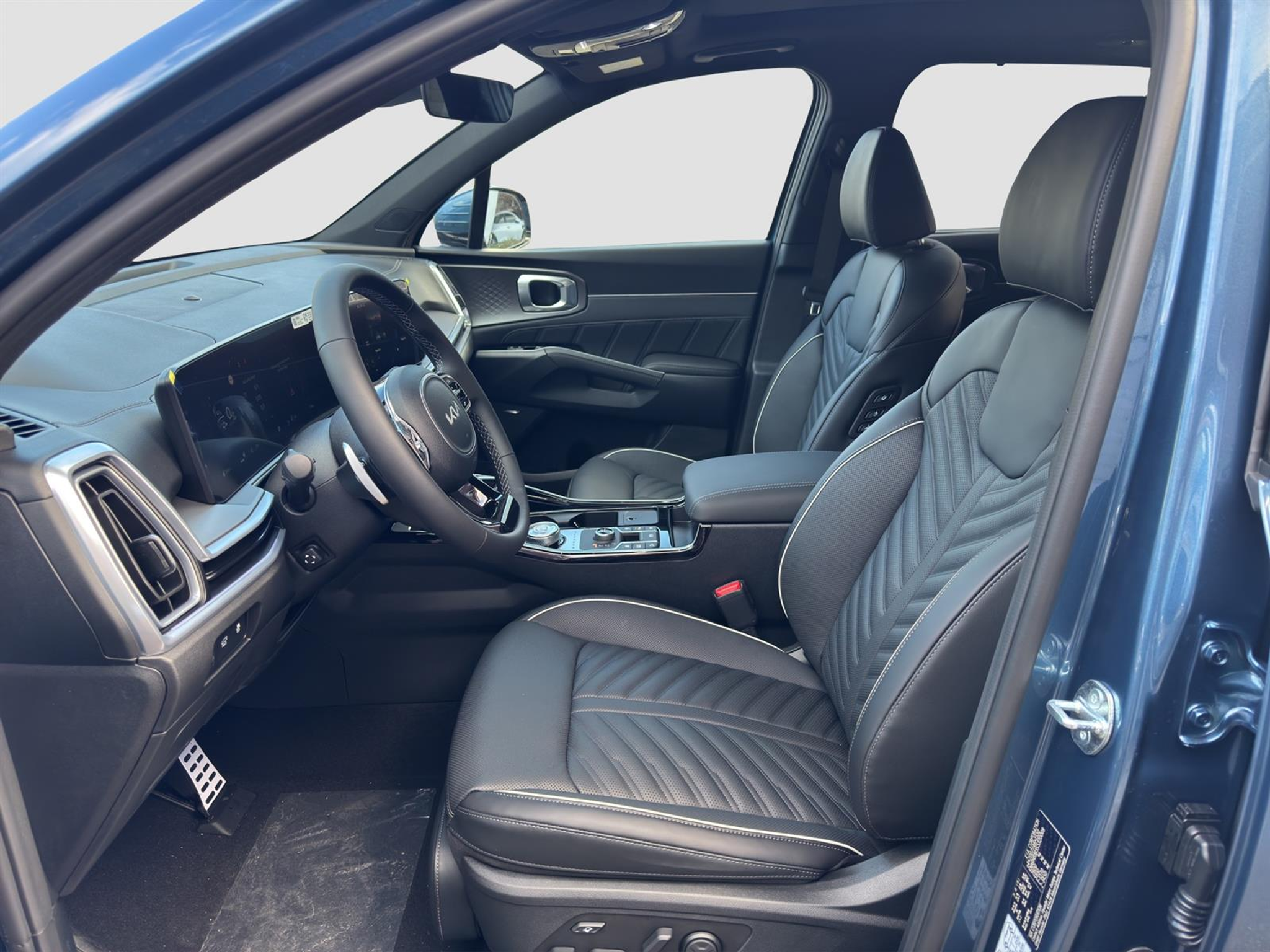 listing desktop thumbnail image 6