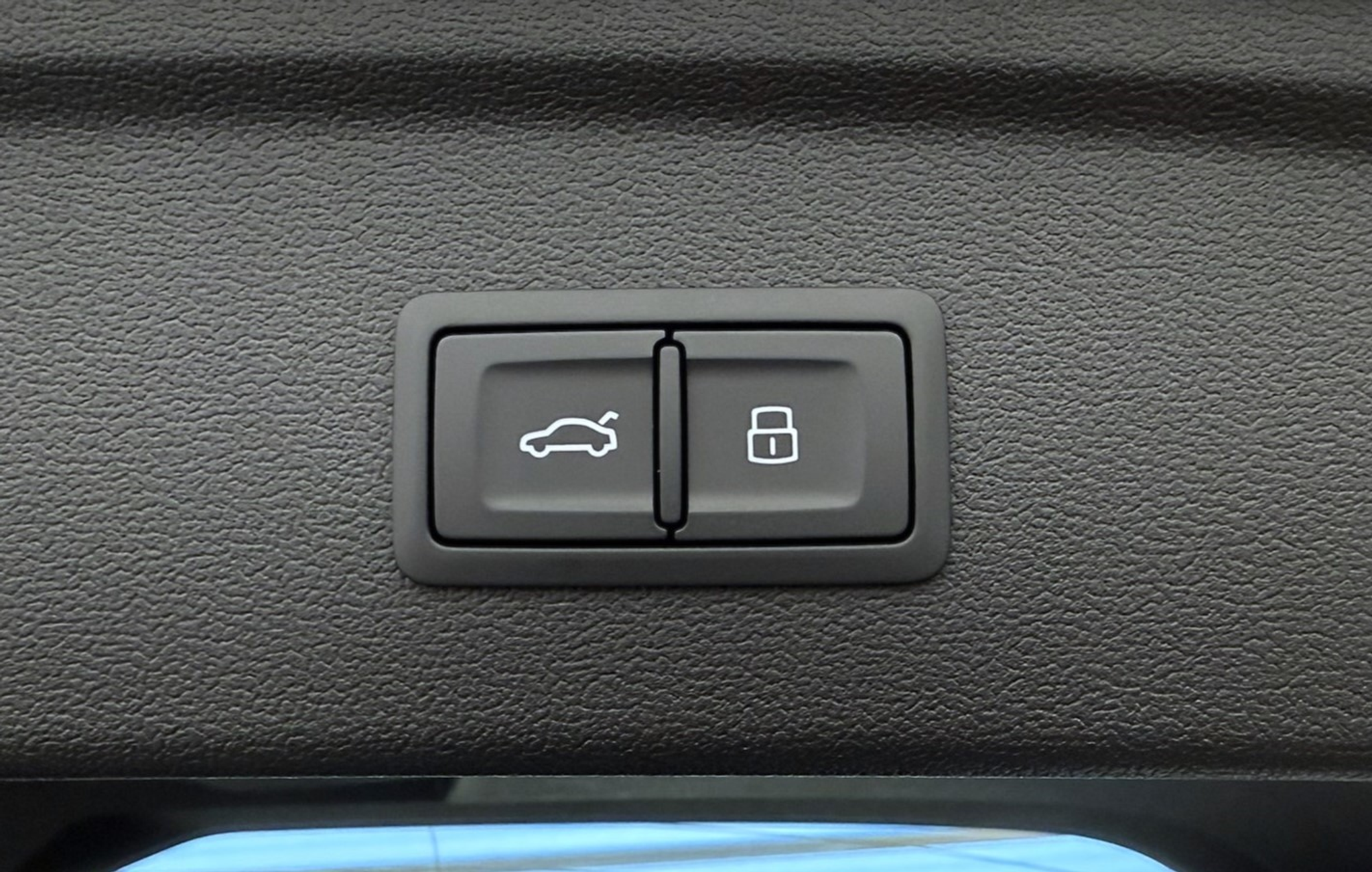 listing desktop thumbnail image 21