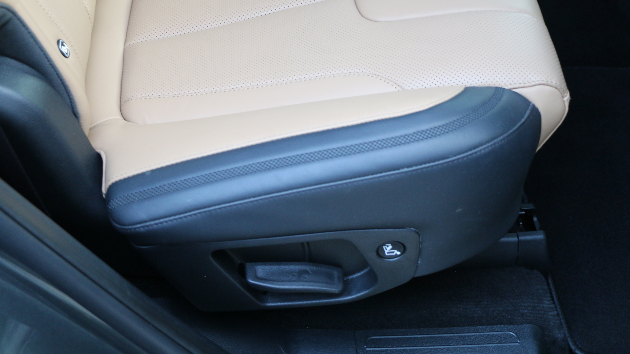 listing desktop thumbnail image 14