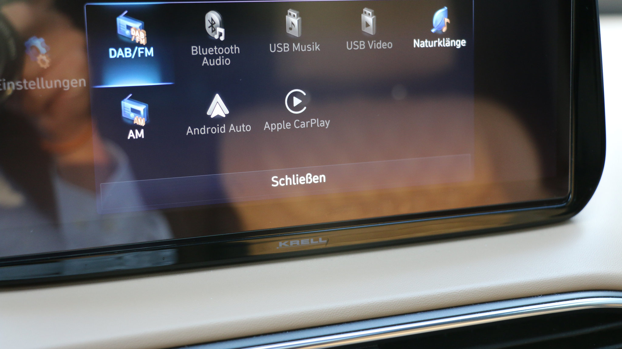 listing desktop thumbnail image 10