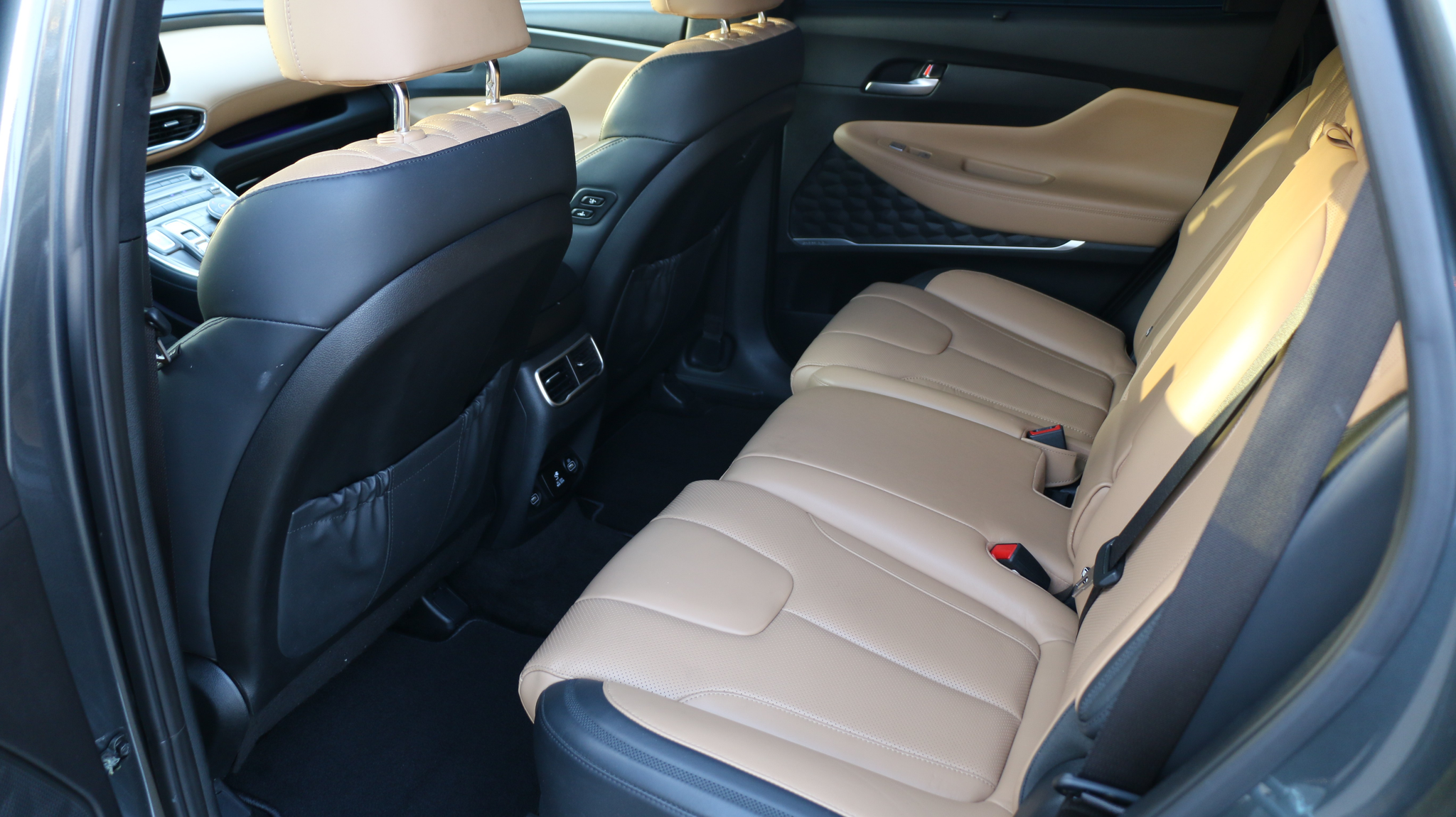 listing desktop thumbnail image 25