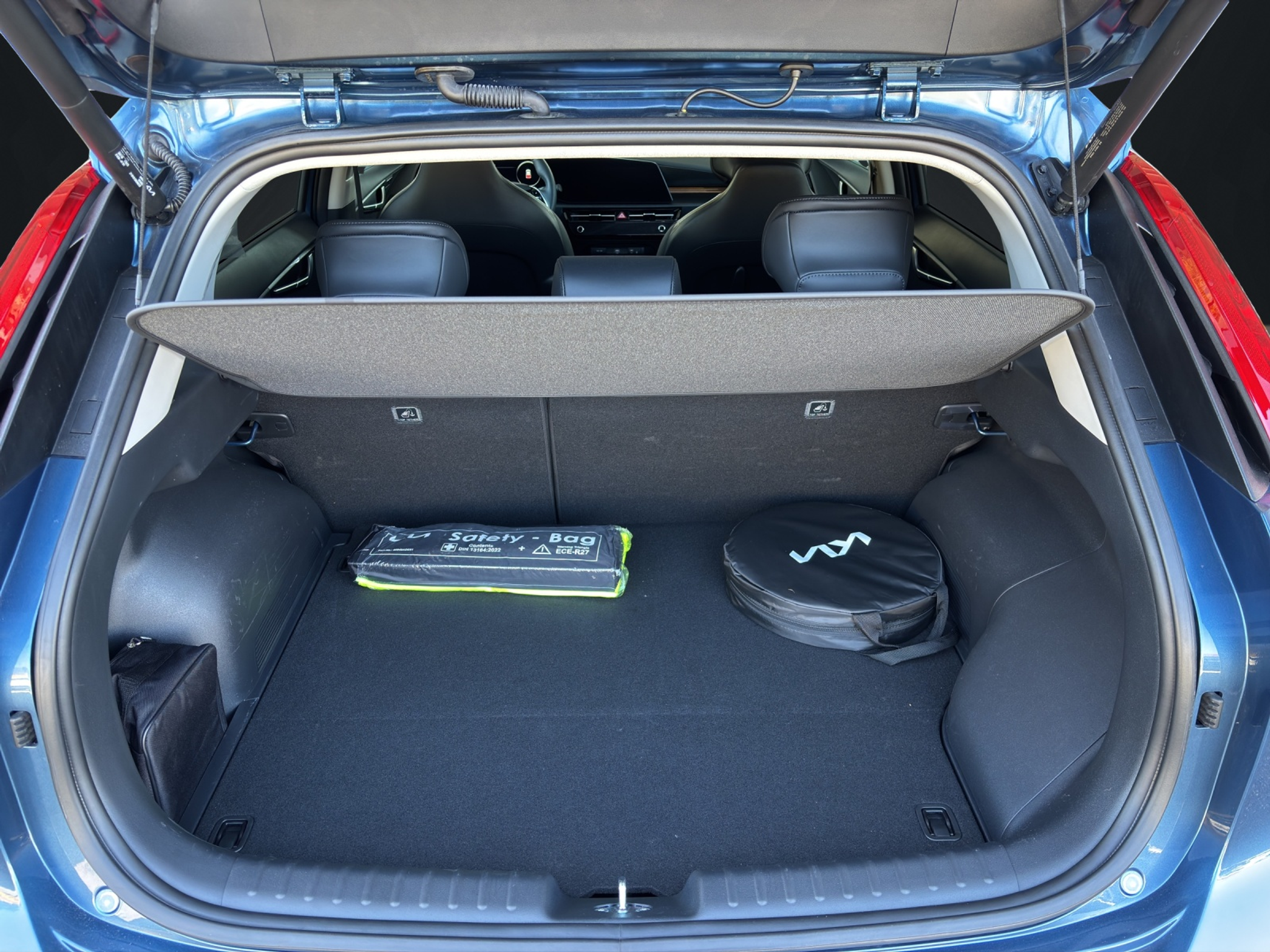 listing desktop thumbnail image 15