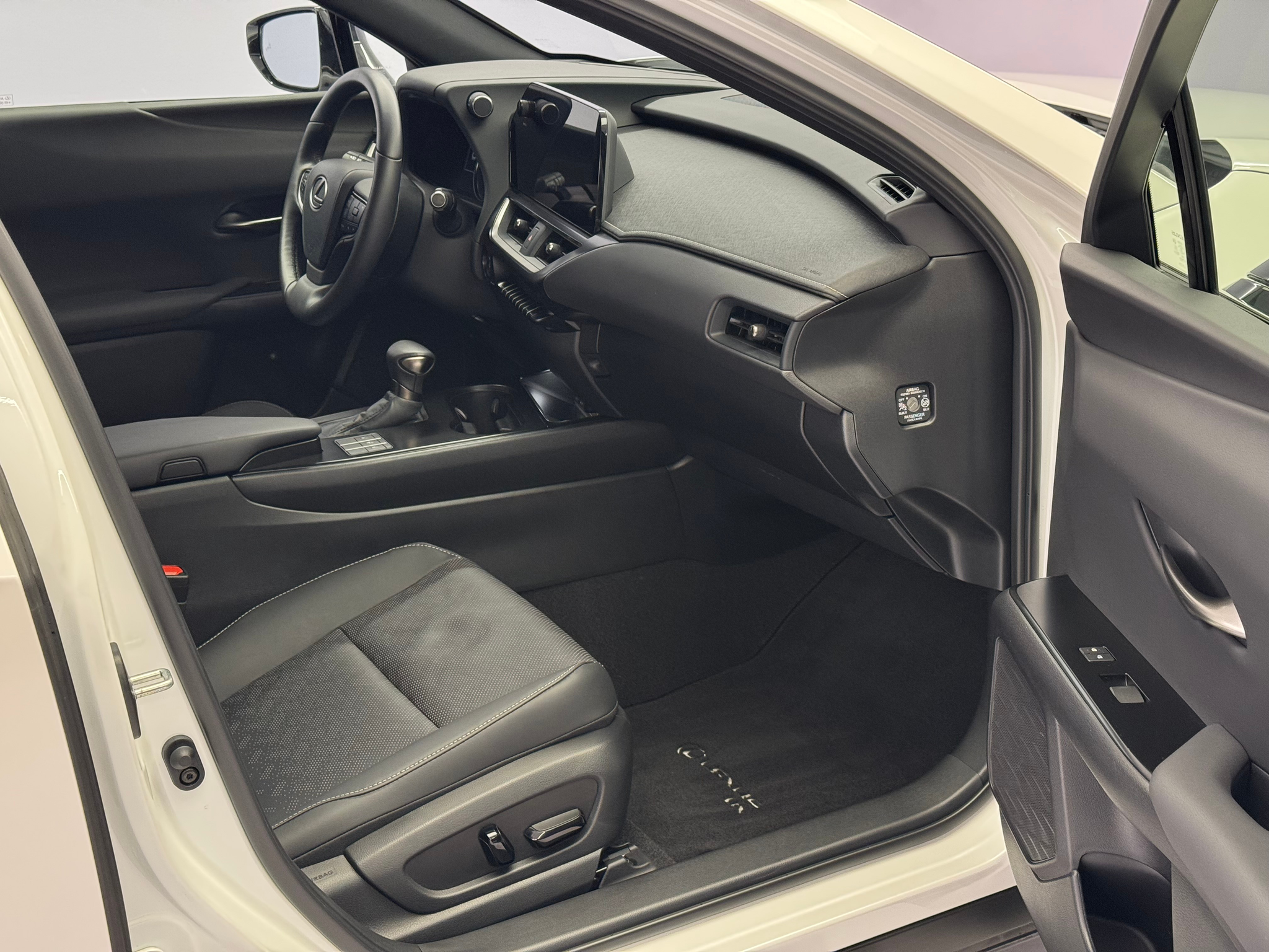 listing desktop thumbnail image 7