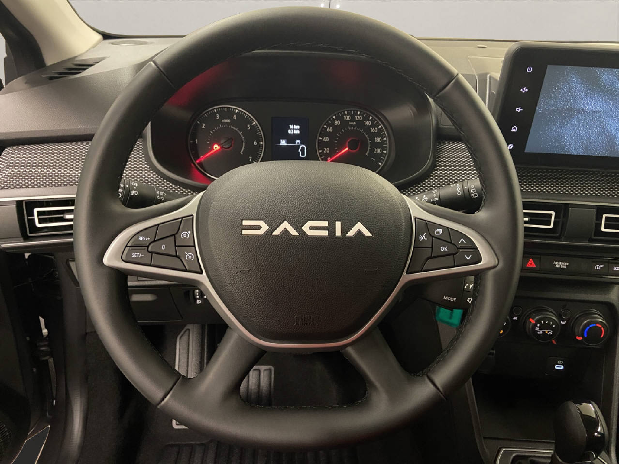 listing desktop thumbnail image 6