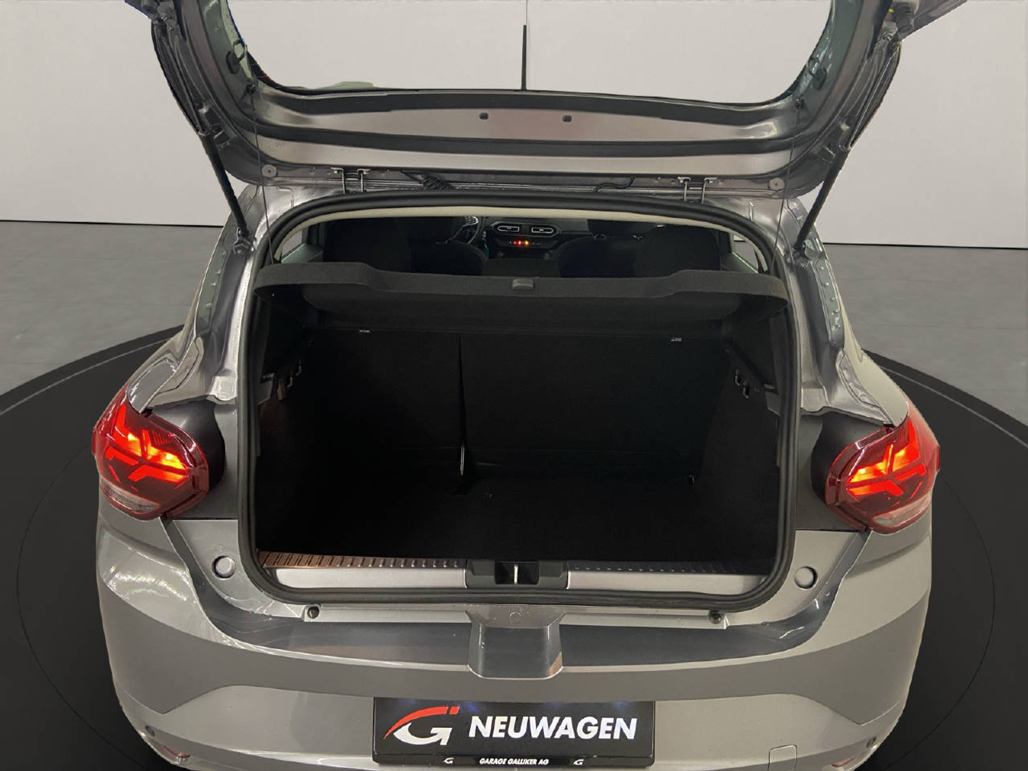 listing desktop thumbnail image 12