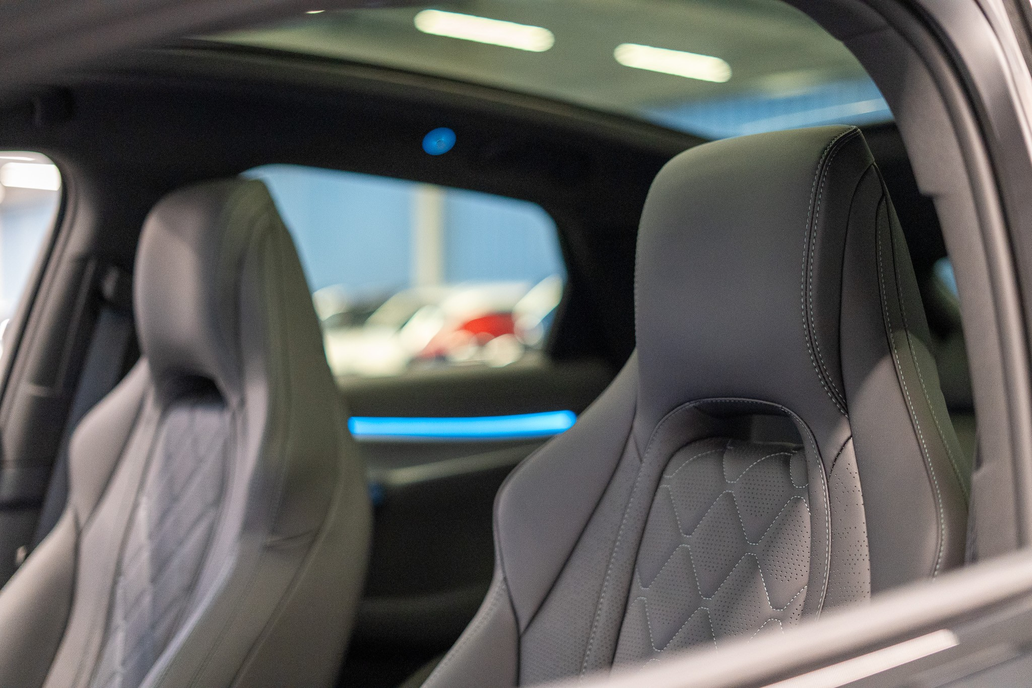 listing desktop thumbnail image 11