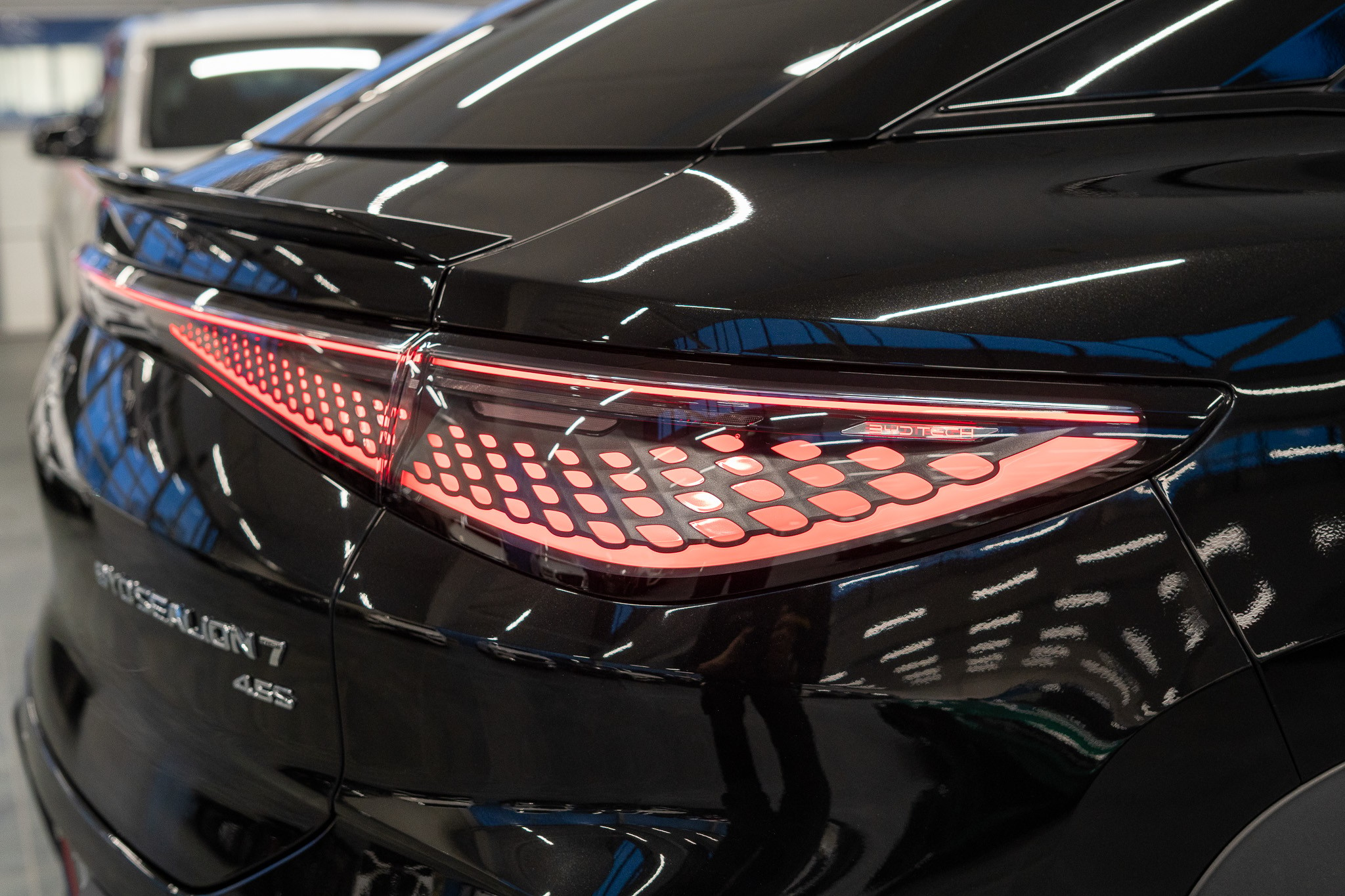 listing desktop thumbnail image 20