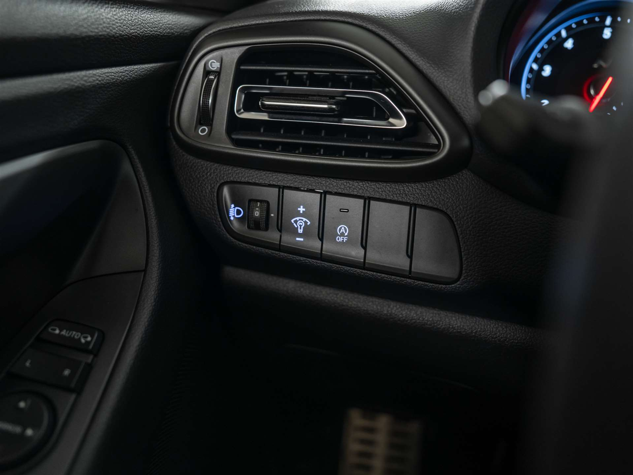 listing desktop thumbnail image 39