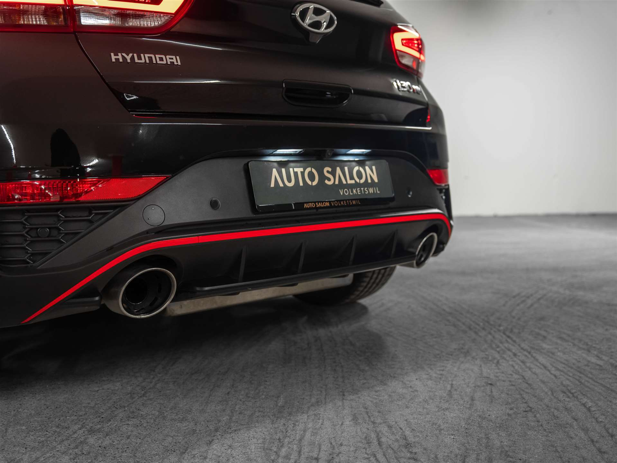 listing desktop thumbnail image 18