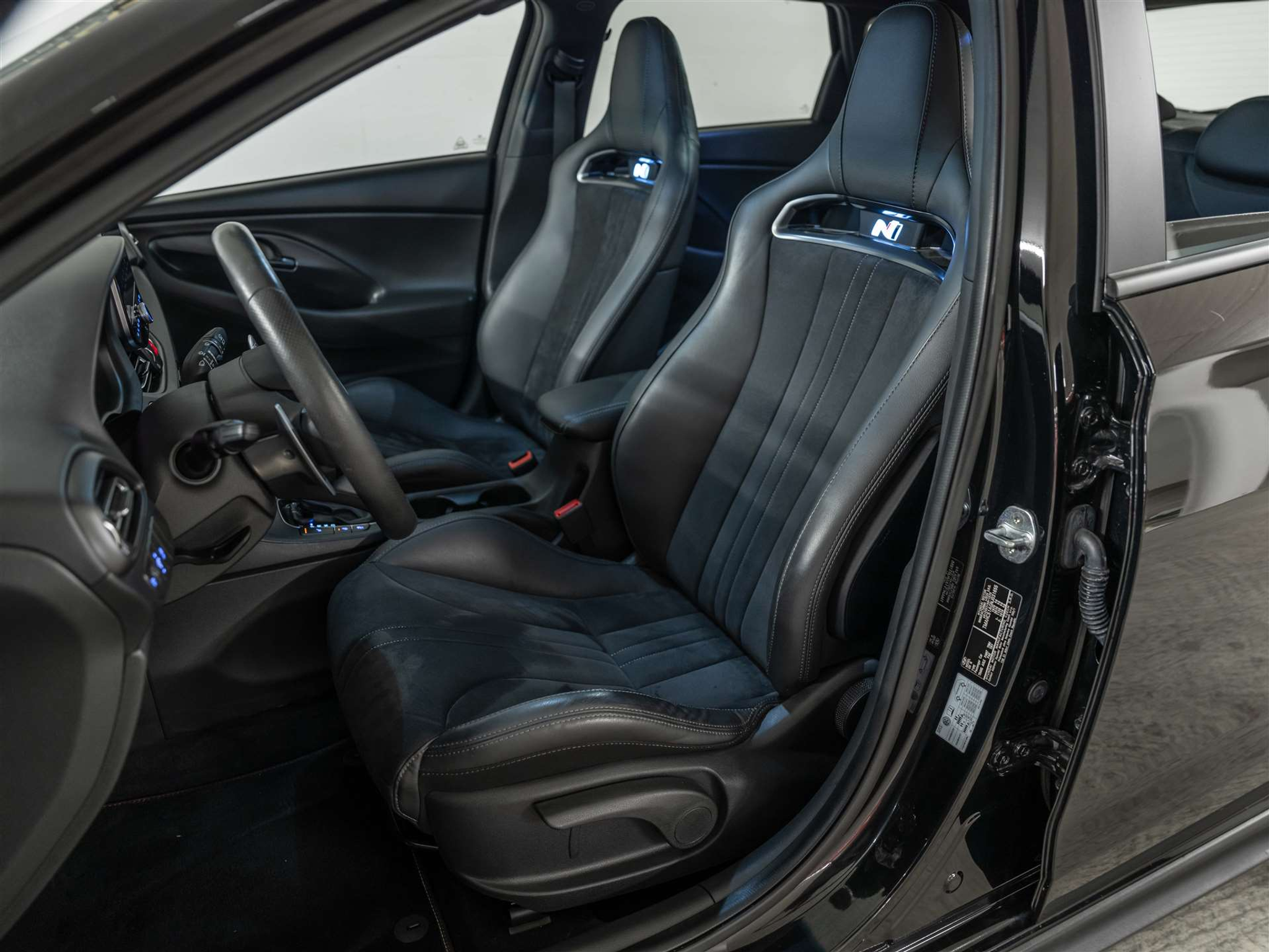 listing desktop thumbnail image 10