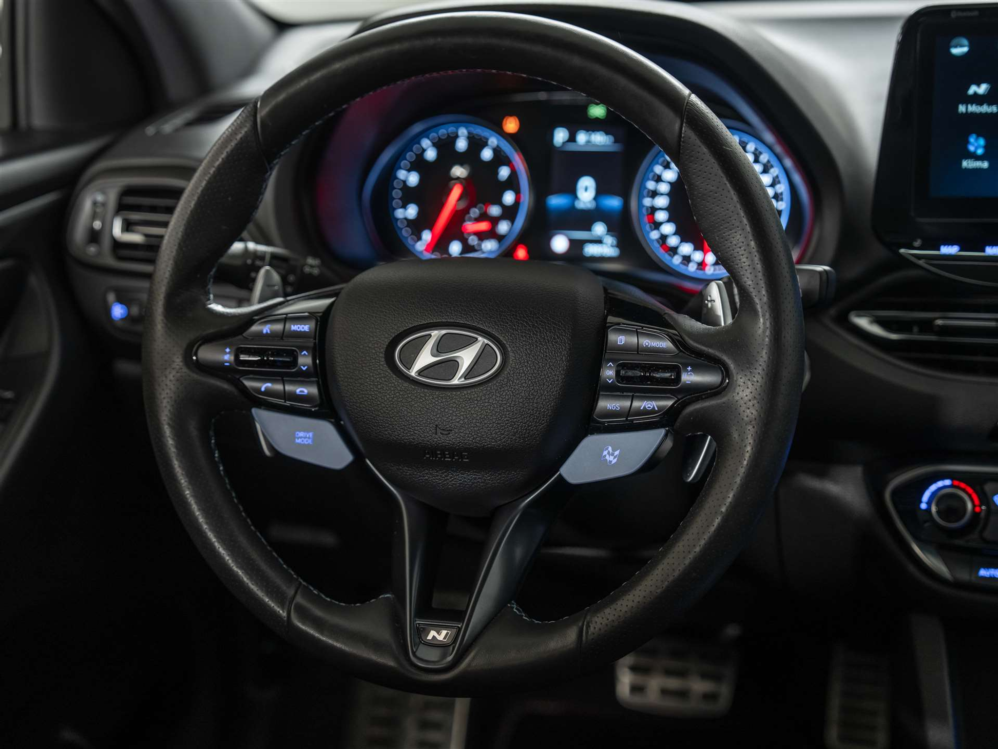 listing desktop thumbnail image 30