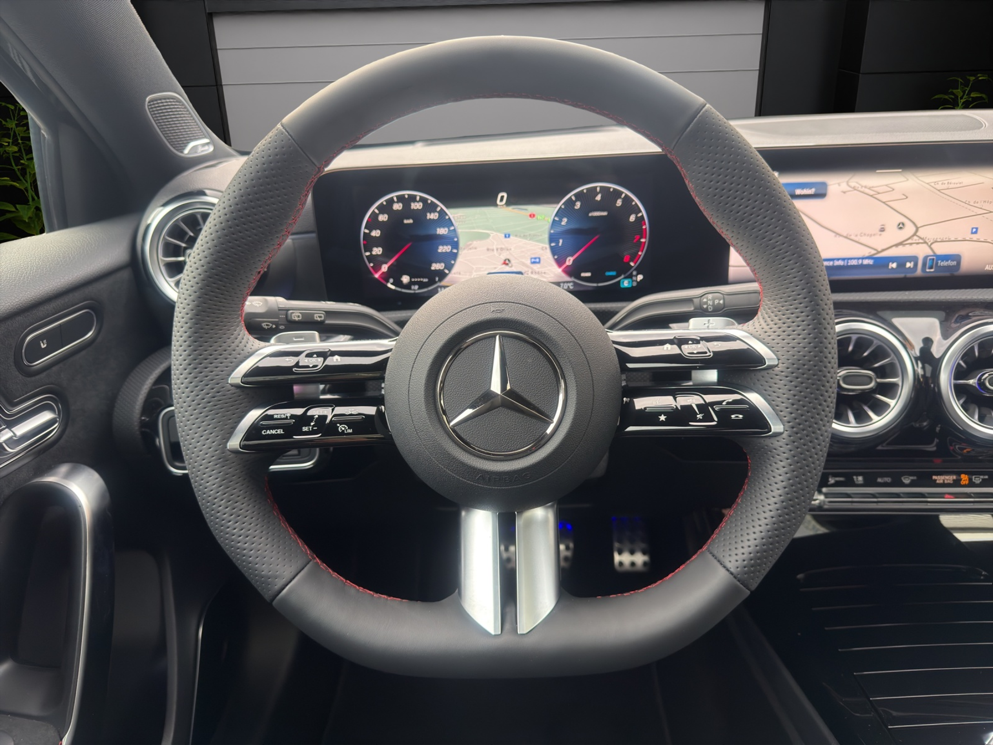 listing desktop thumbnail image 8