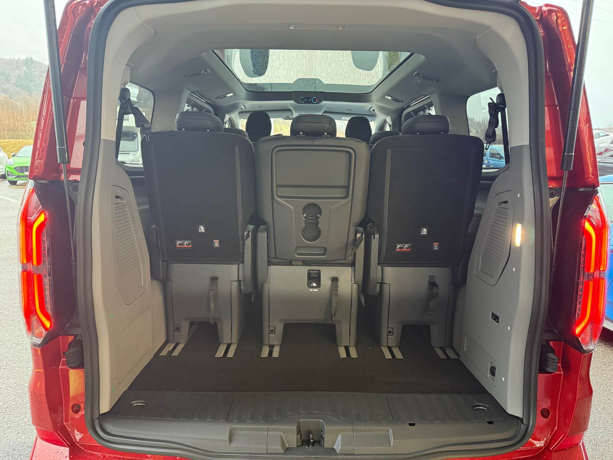 listing desktop thumbnail image 11