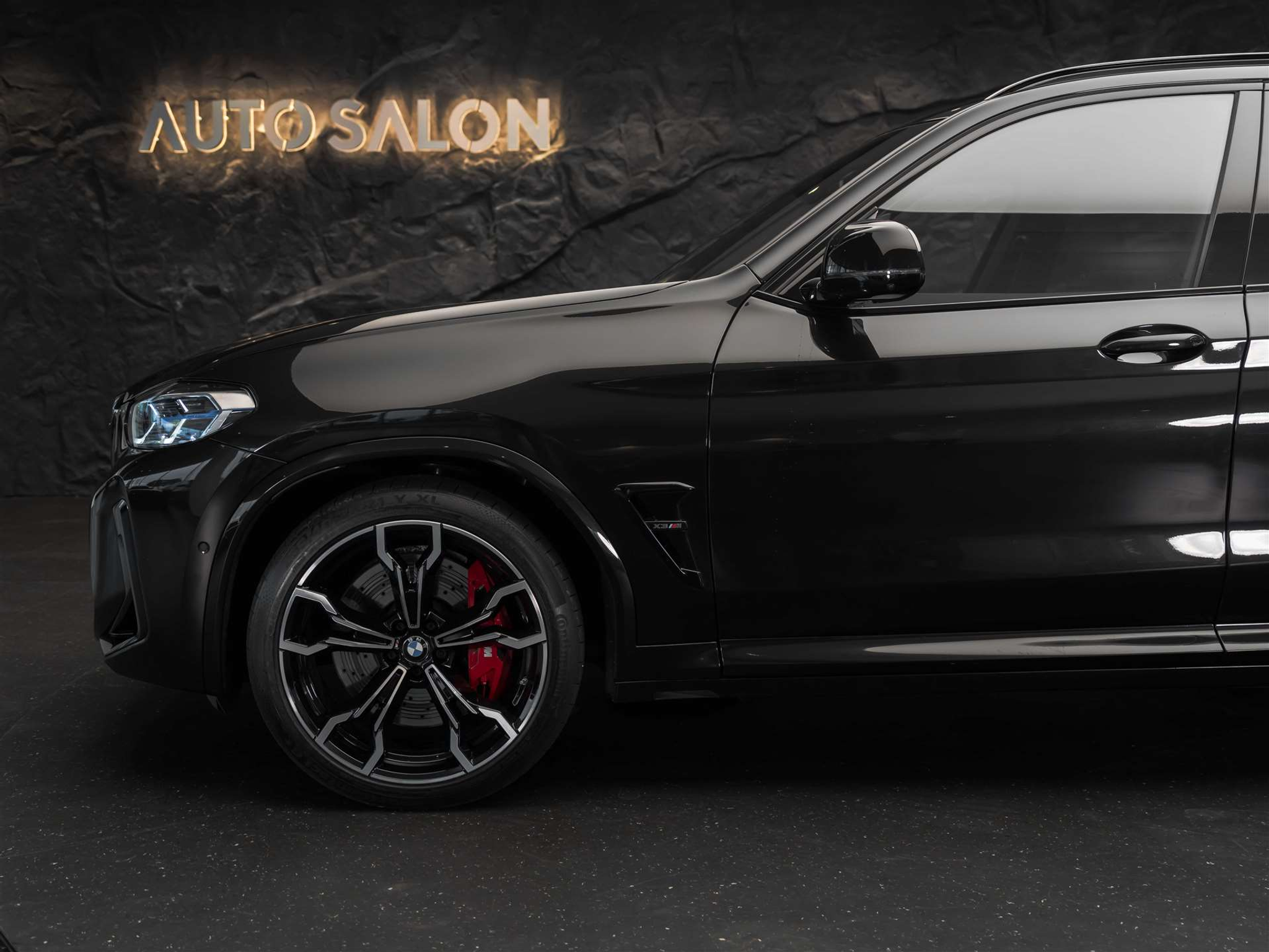 listing desktop thumbnail image 17