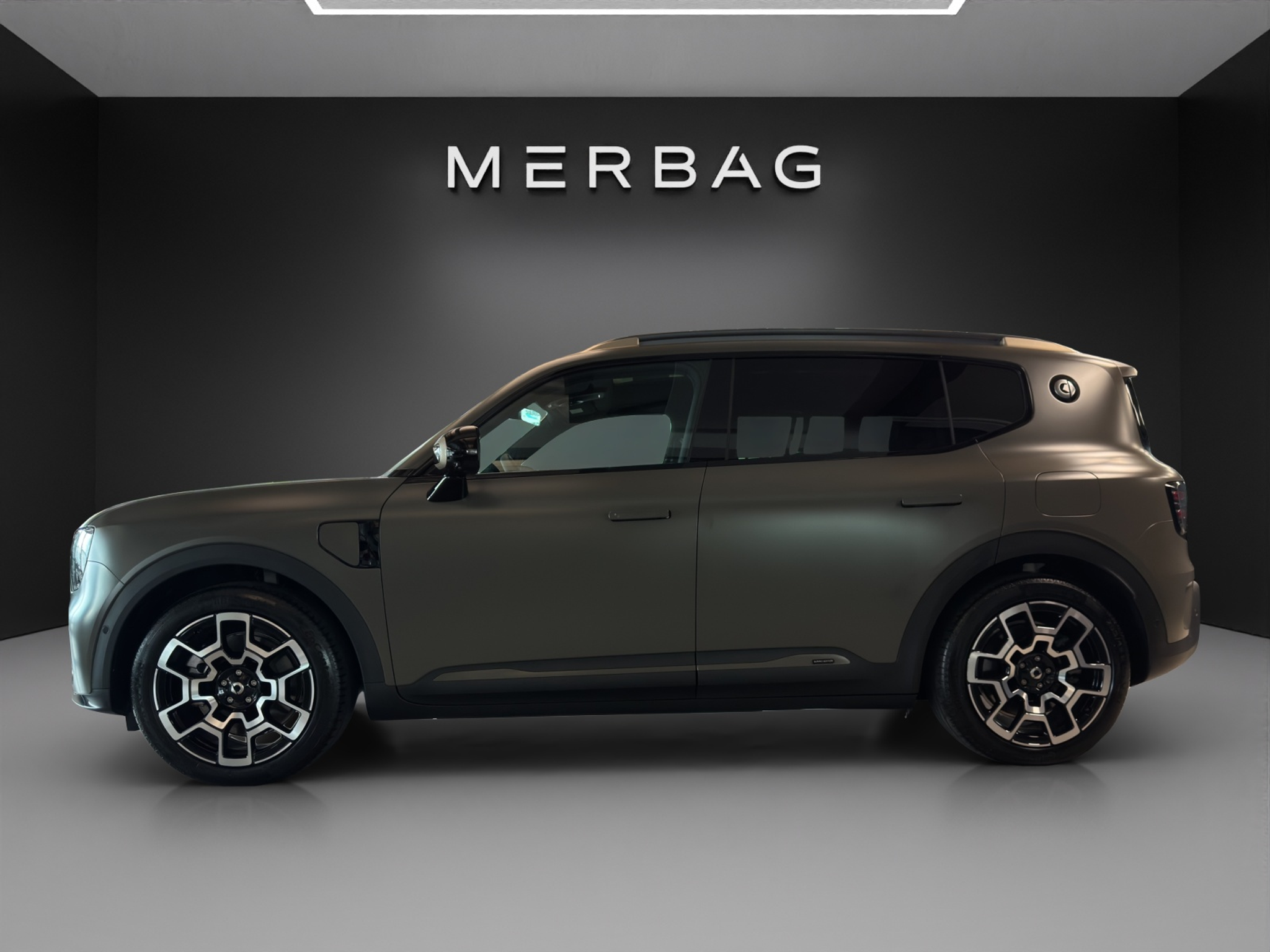 listing desktop thumbnail image 1