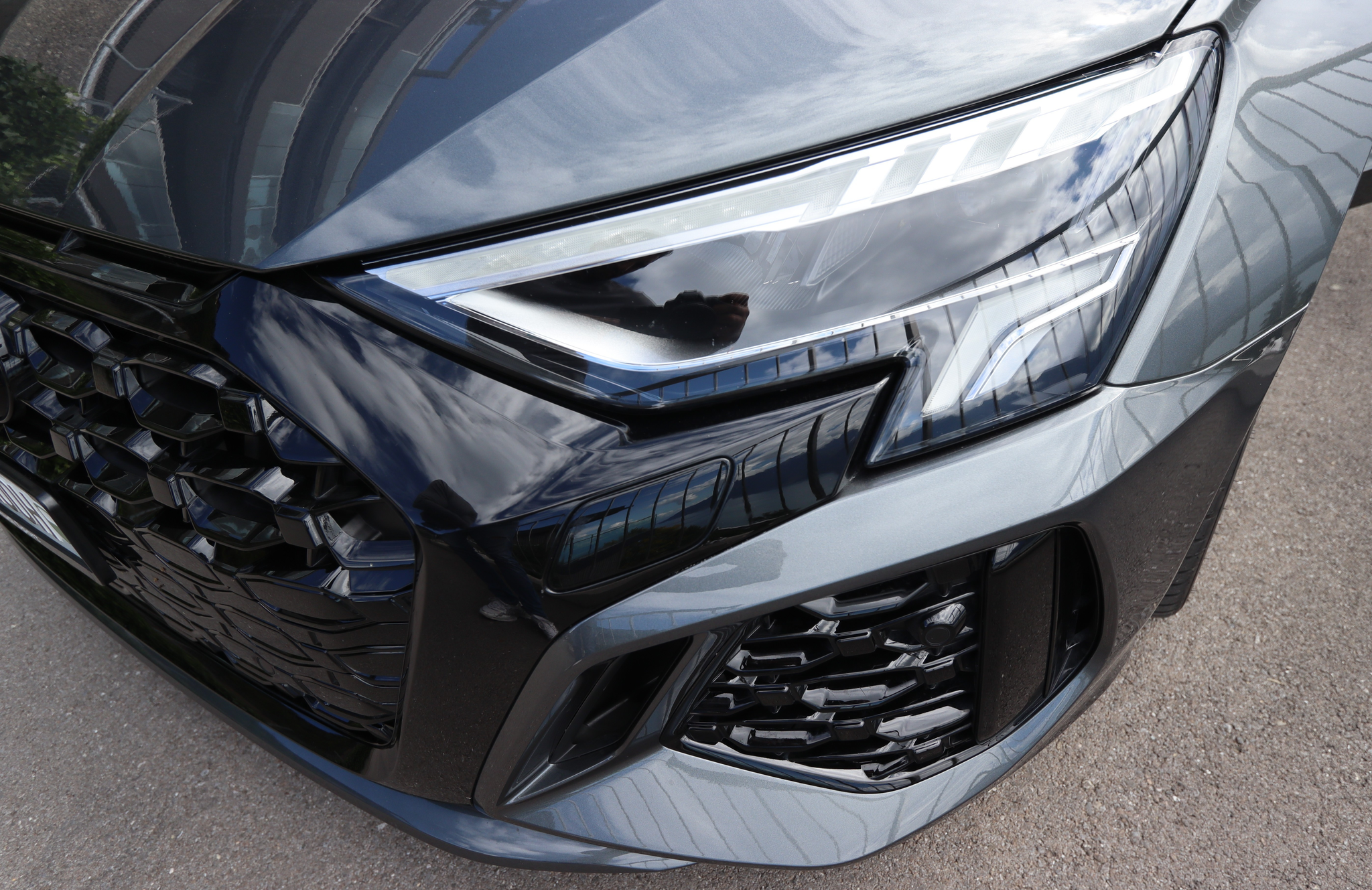 listing desktop thumbnail image 23