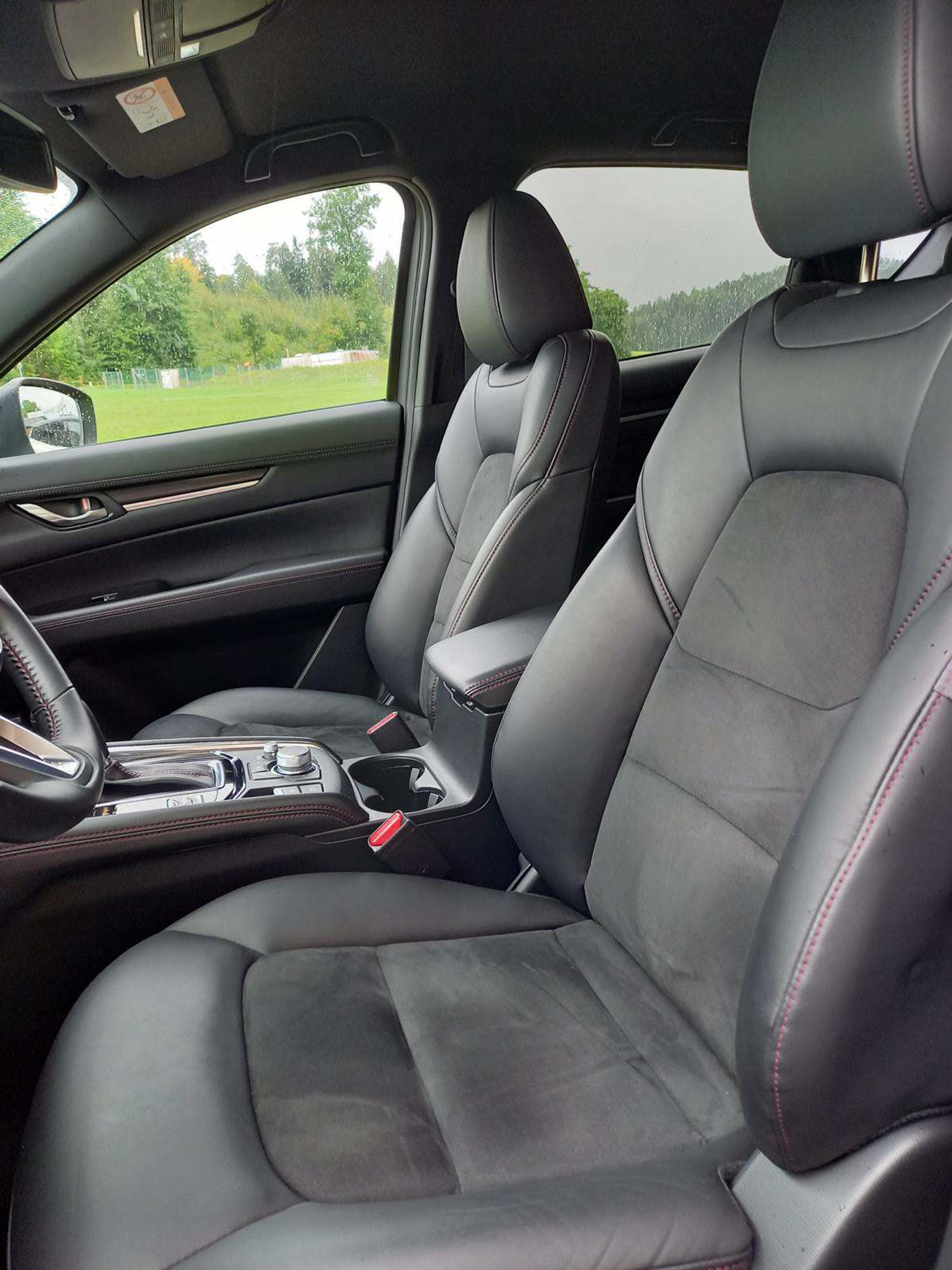 listing desktop thumbnail image 13