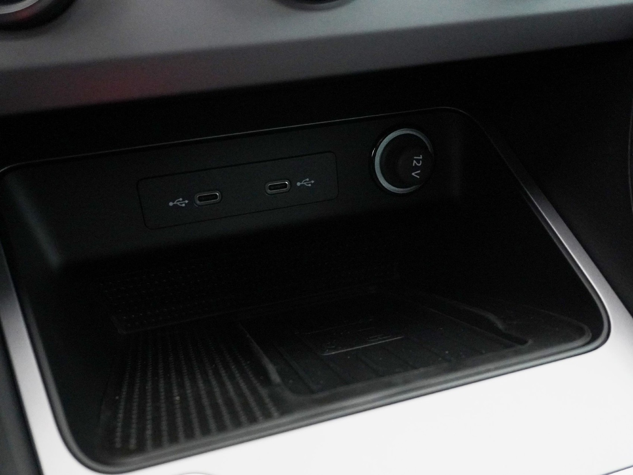 listing desktop thumbnail image 19