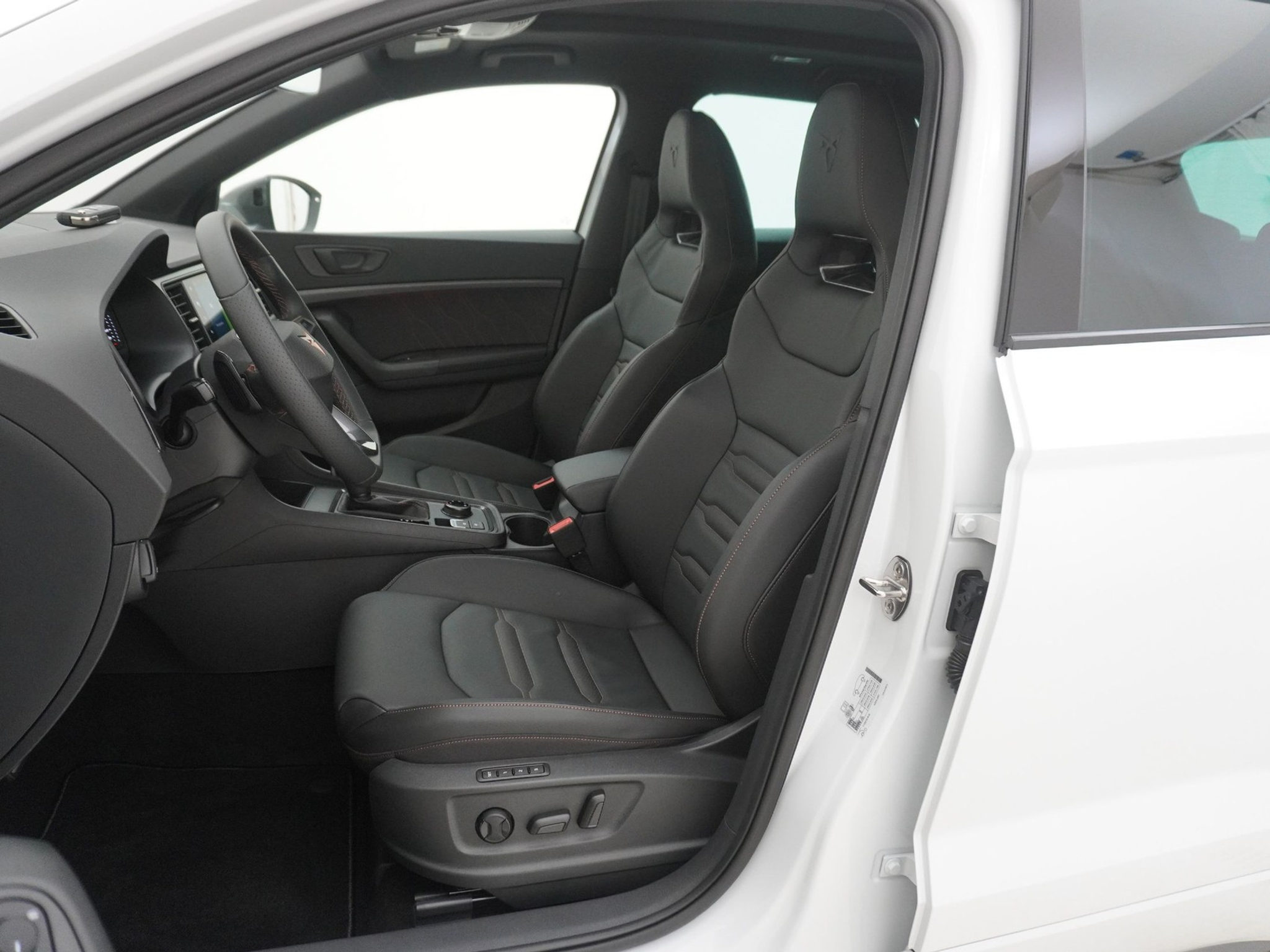 listing desktop thumbnail image 12