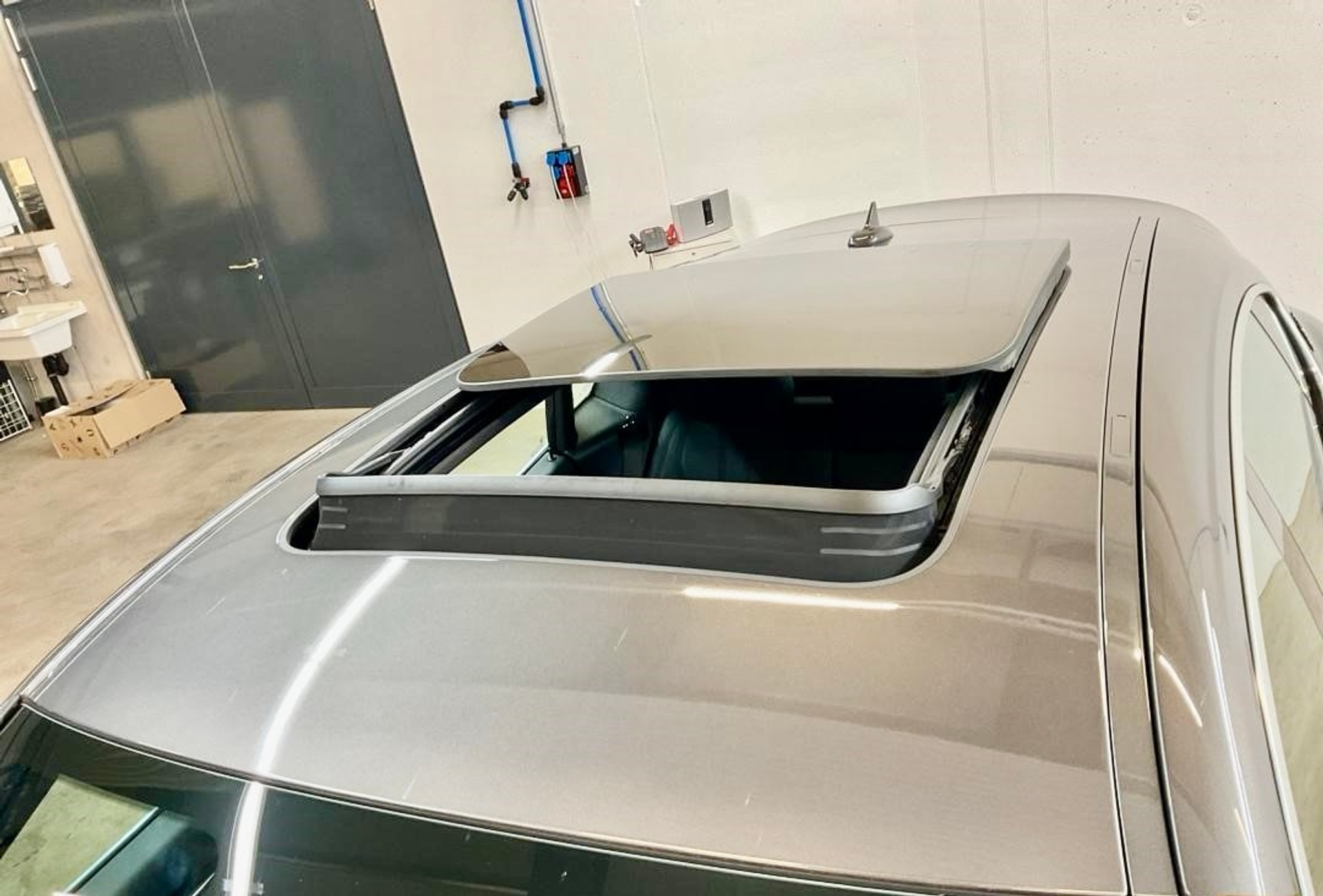 listing desktop thumbnail image 4