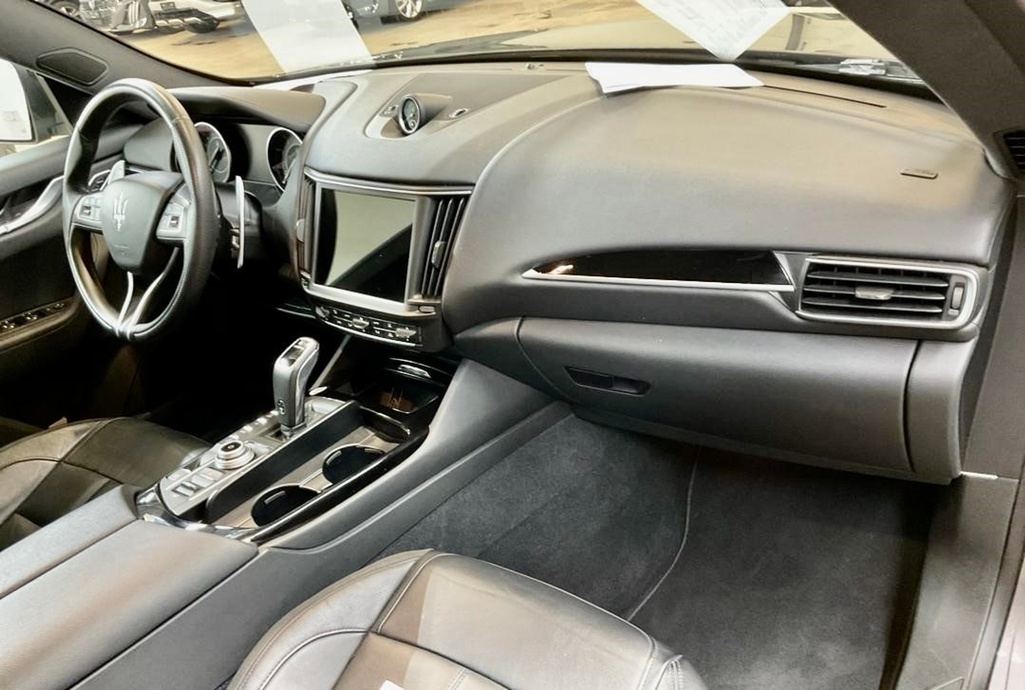 listing desktop thumbnail image 5