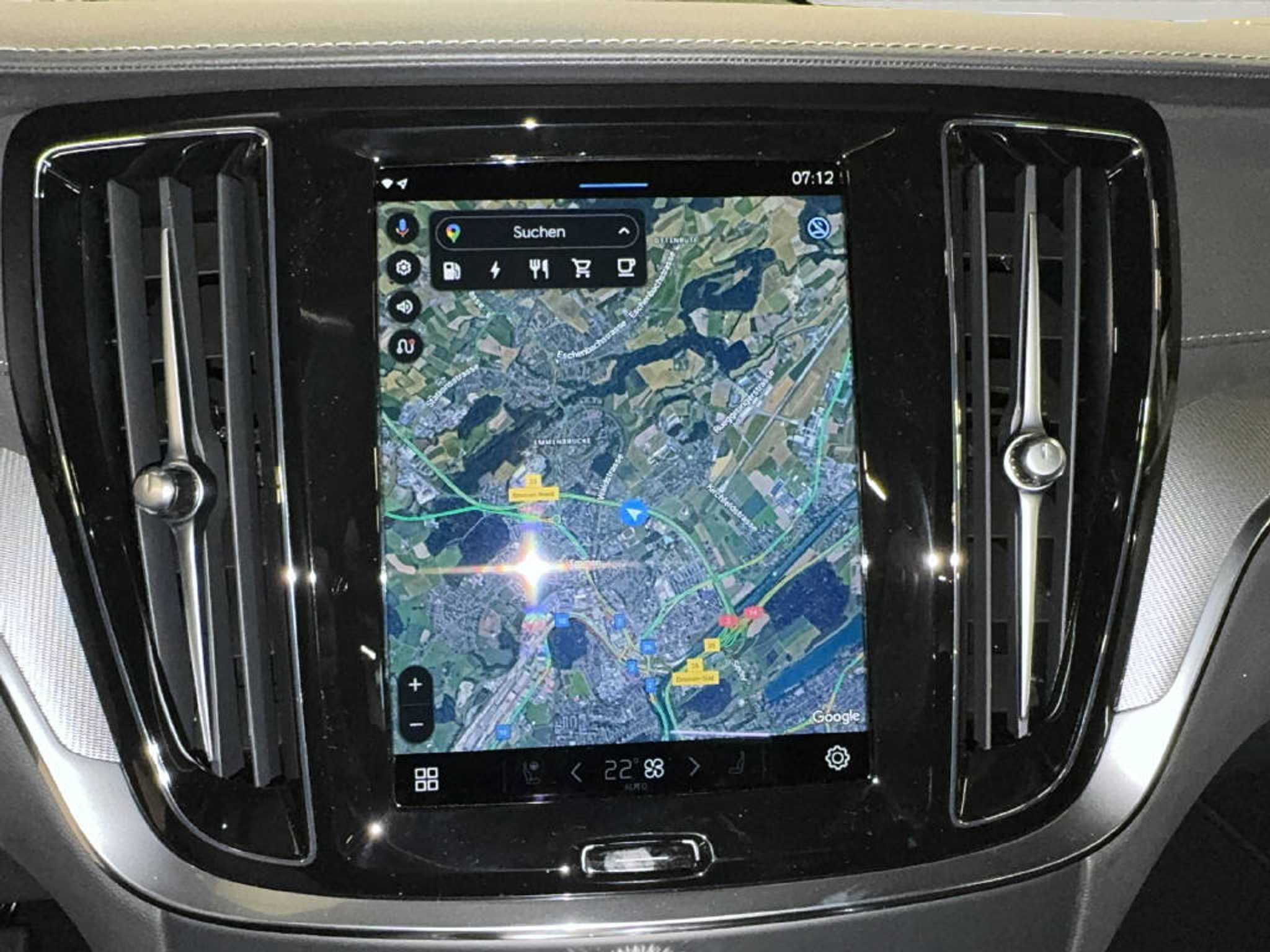 listing desktop thumbnail image 11