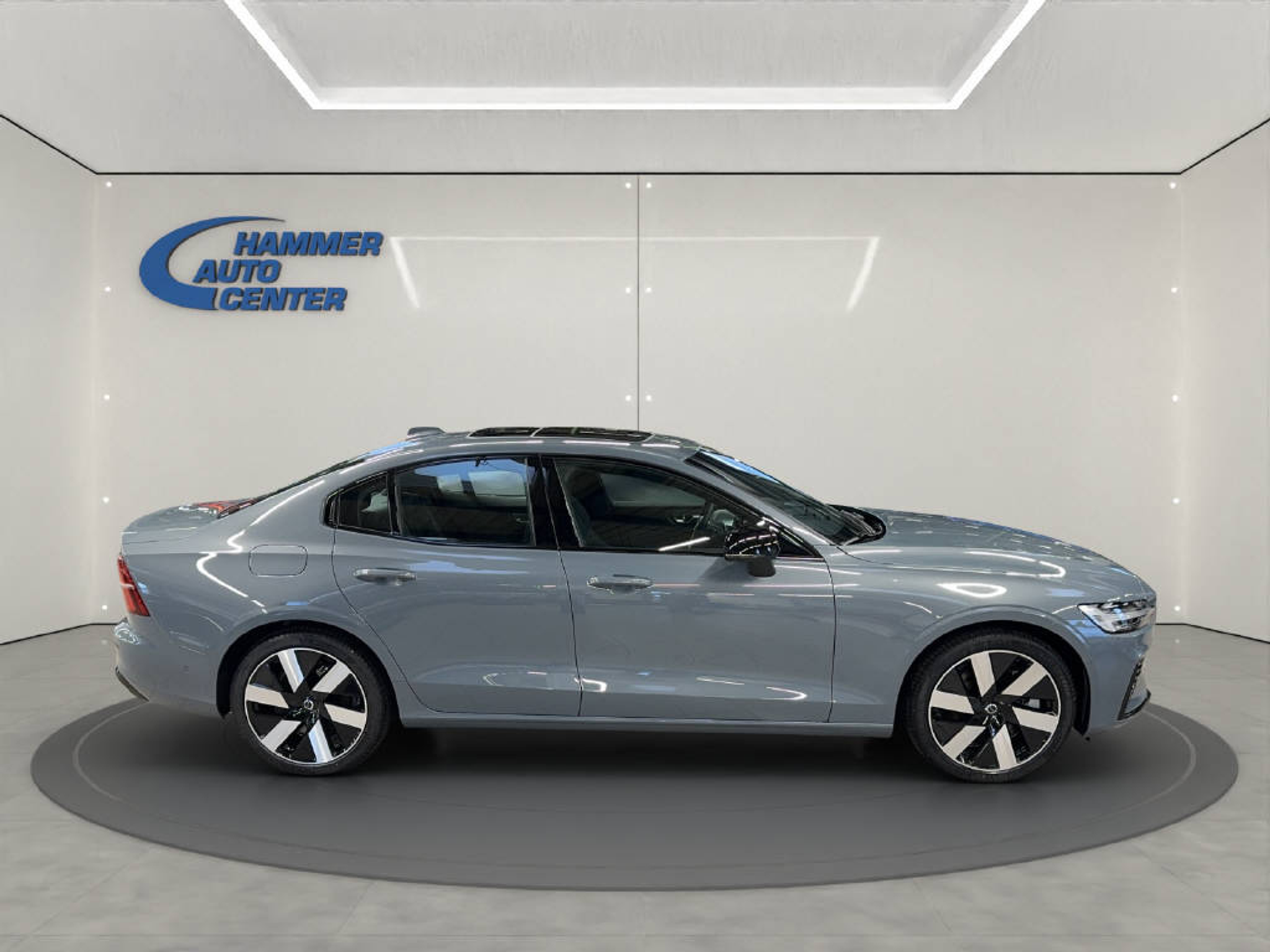 listing desktop thumbnail image 3