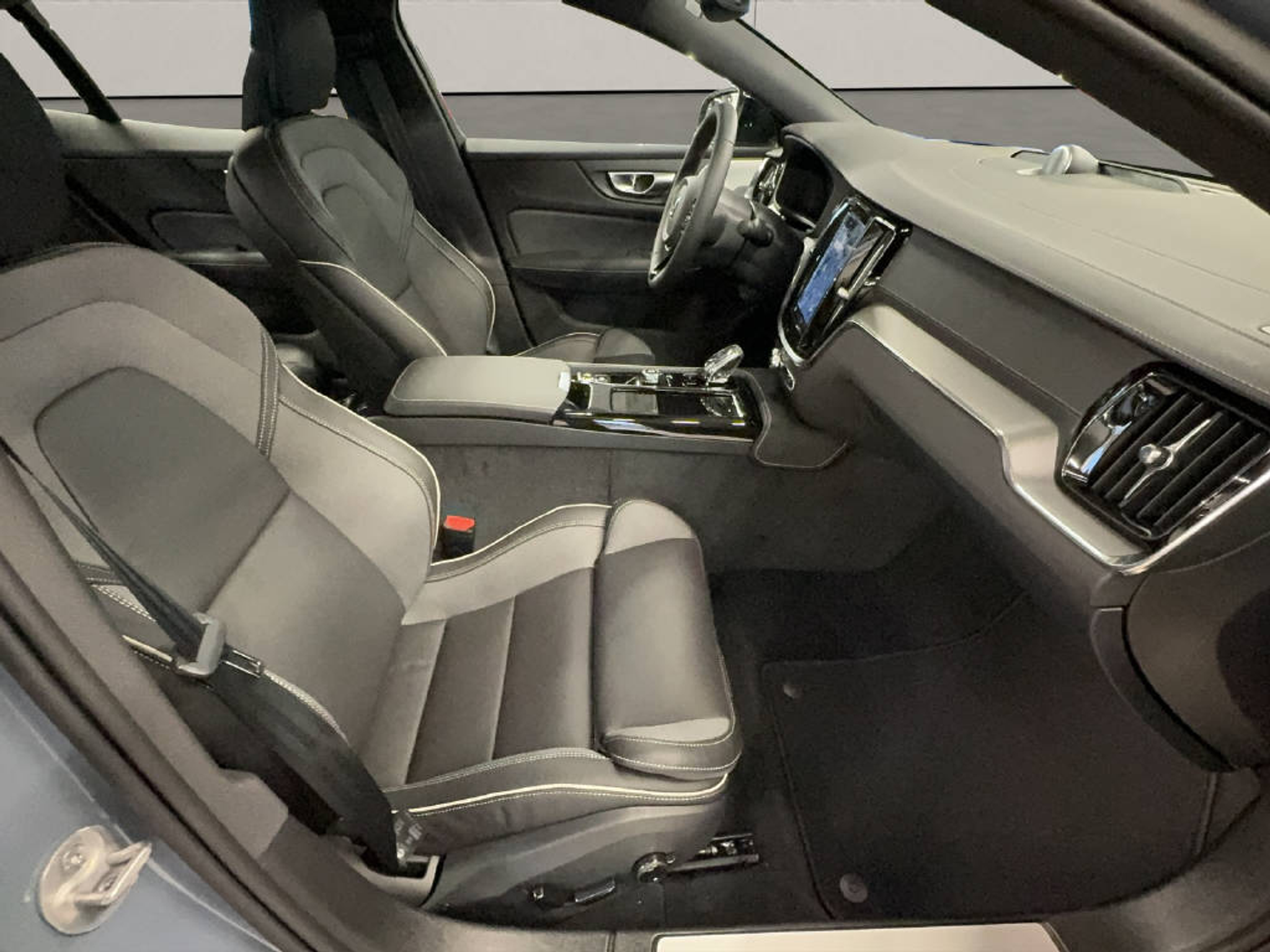 listing desktop thumbnail image 12