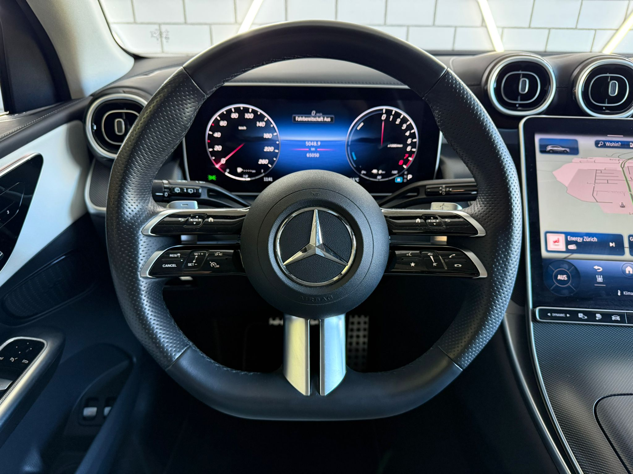 listing desktop thumbnail image 7