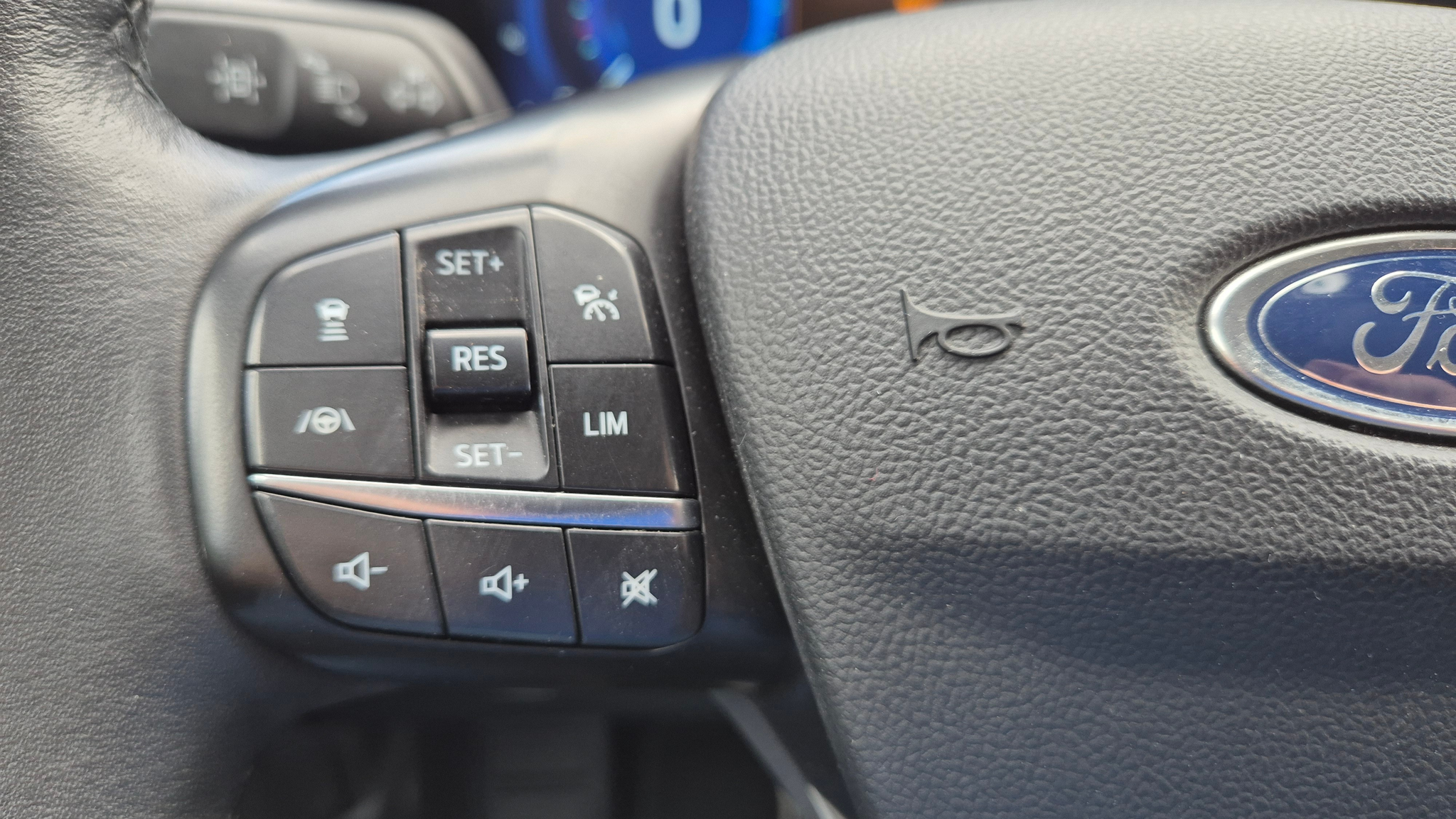 listing desktop thumbnail image 19