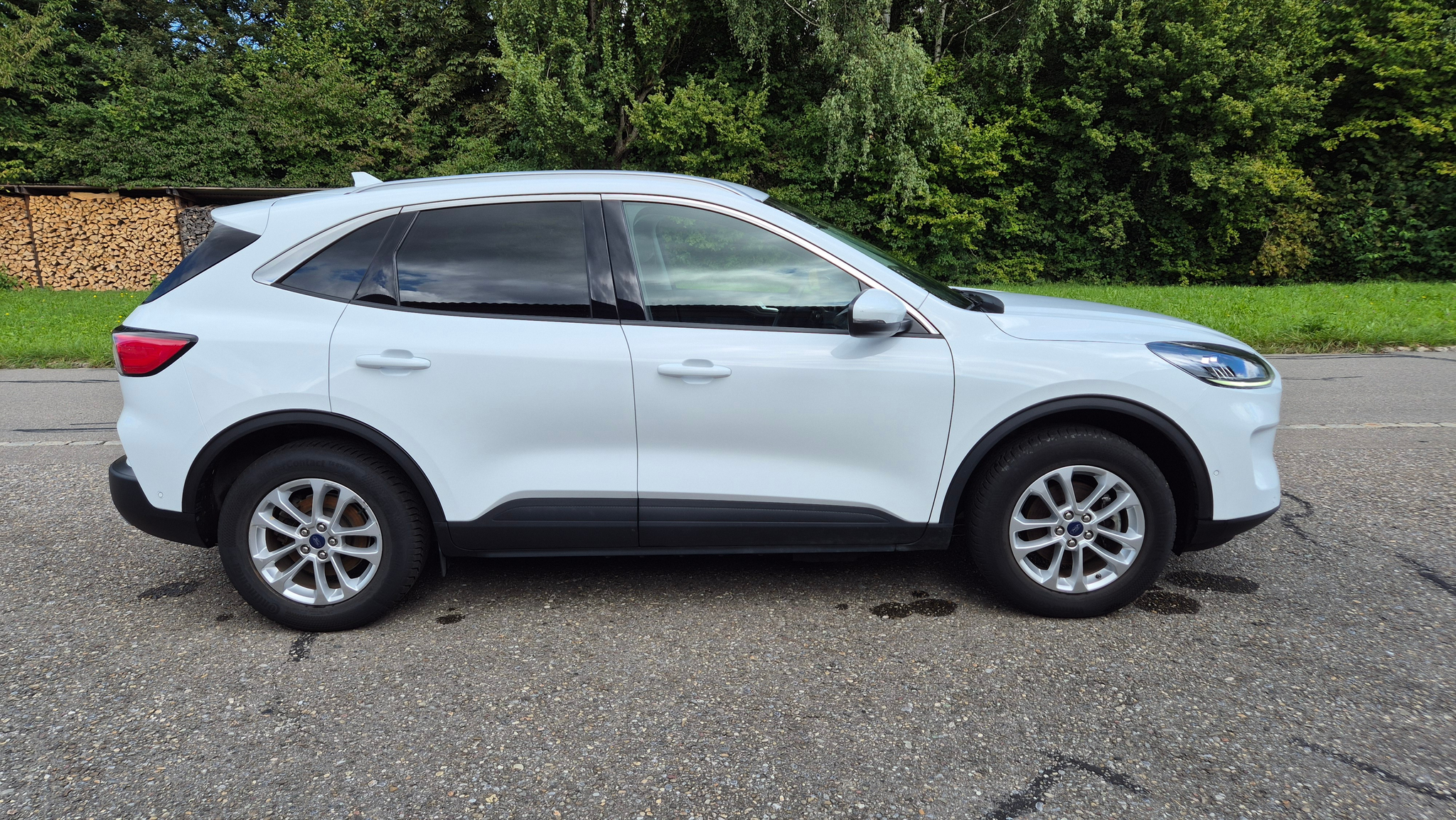 listing desktop thumbnail image 6