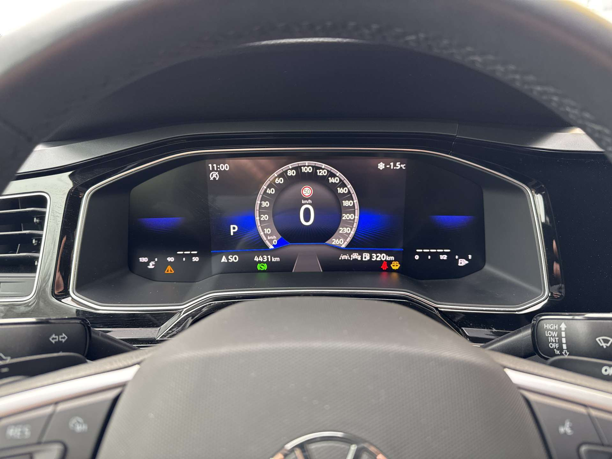 listing desktop thumbnail image 11