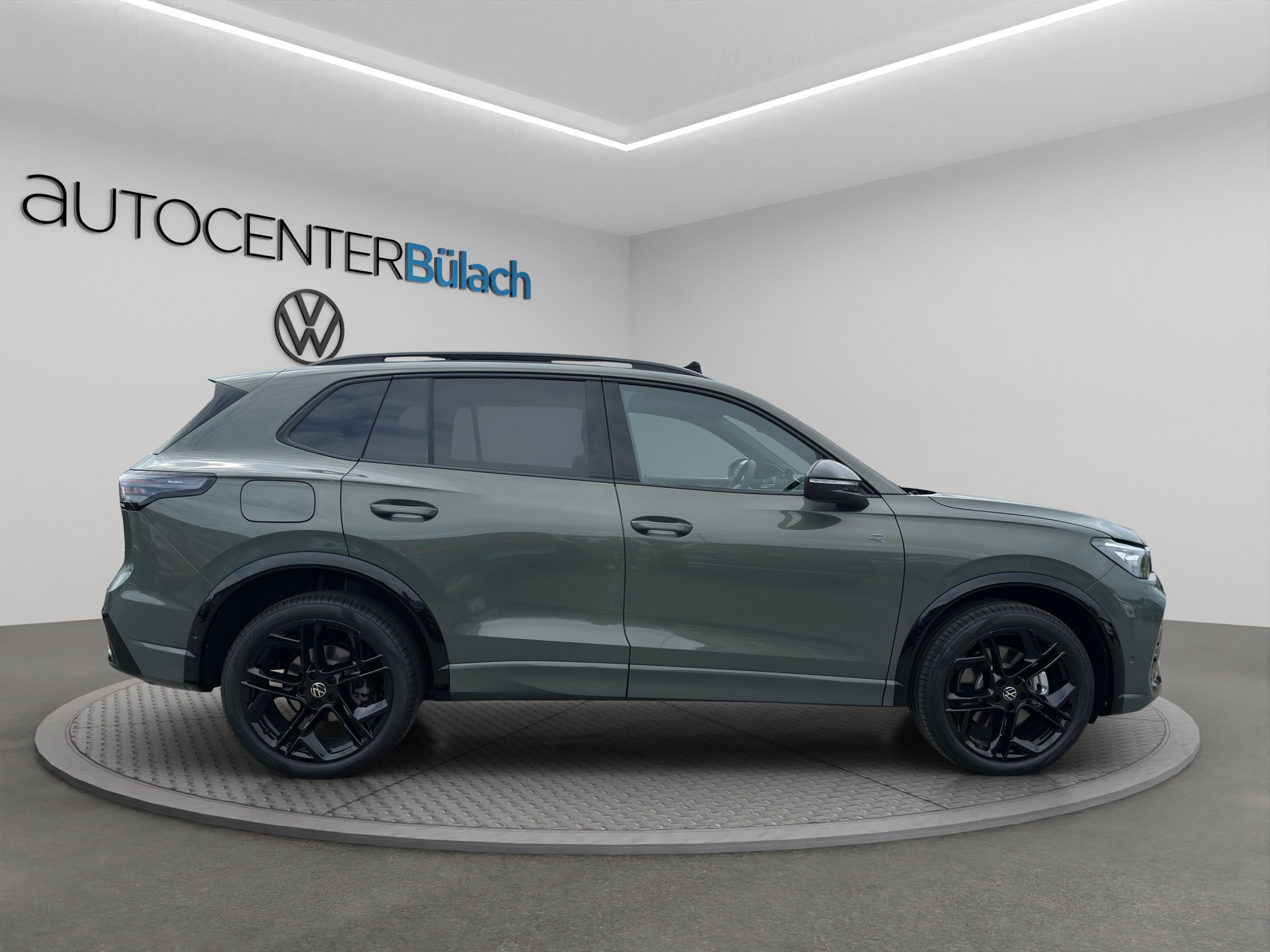 listing desktop thumbnail image 3